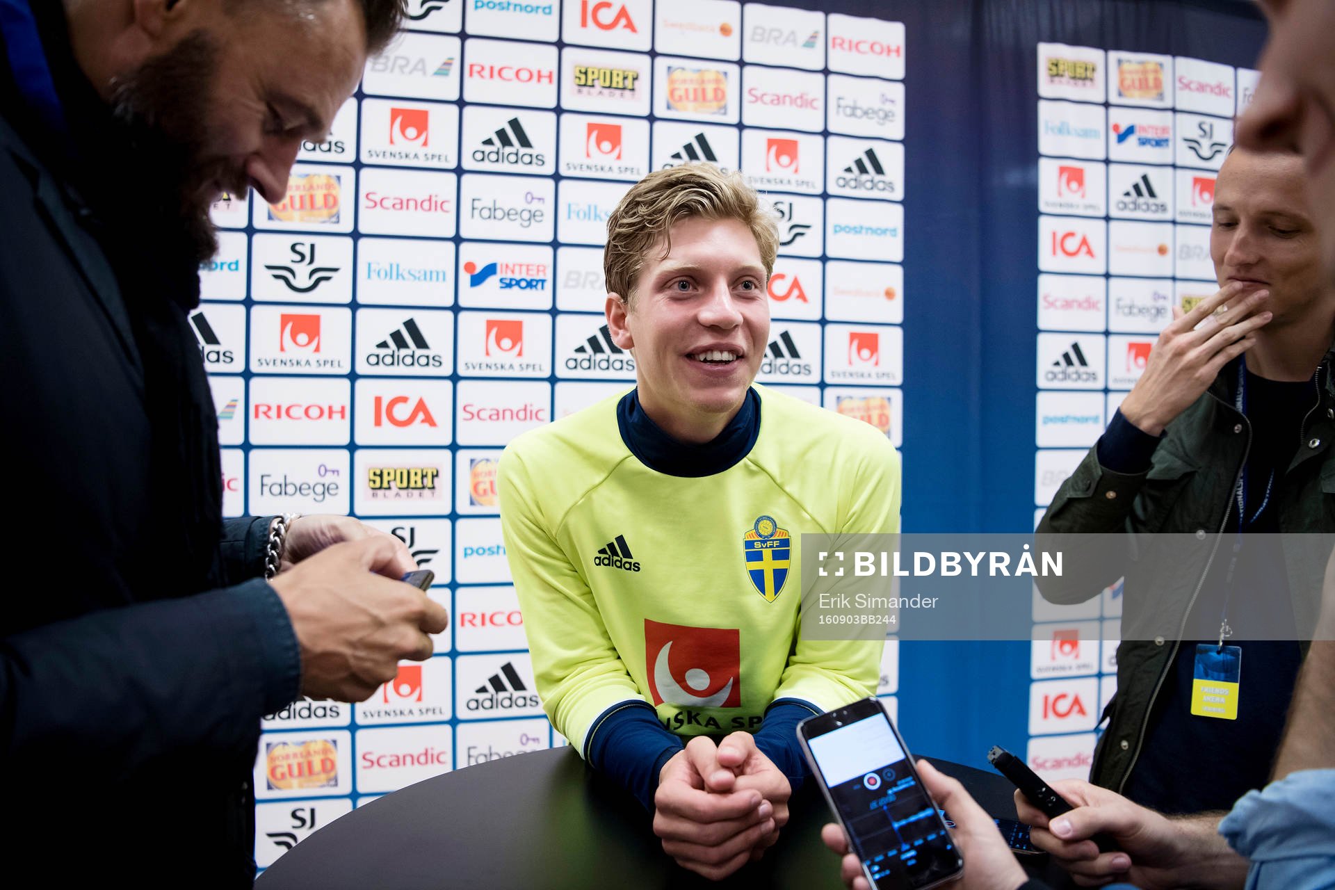 Alexander Fransson i mixed zone