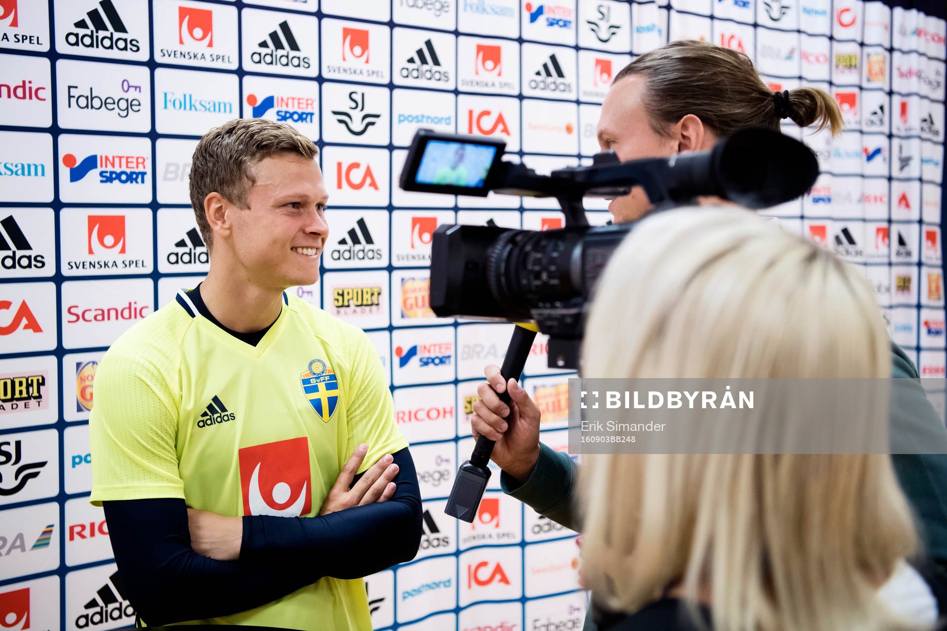 Viktor Claesson i mixed zone