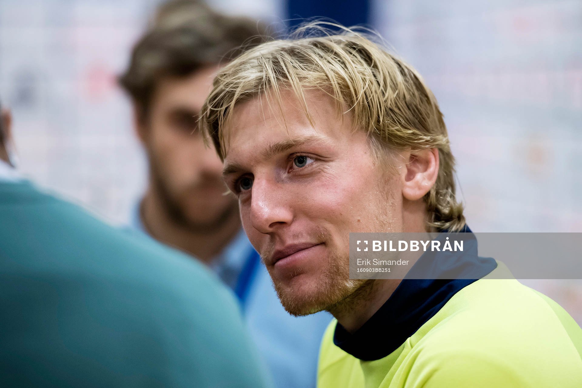 Emil Forsberg i mixed zone