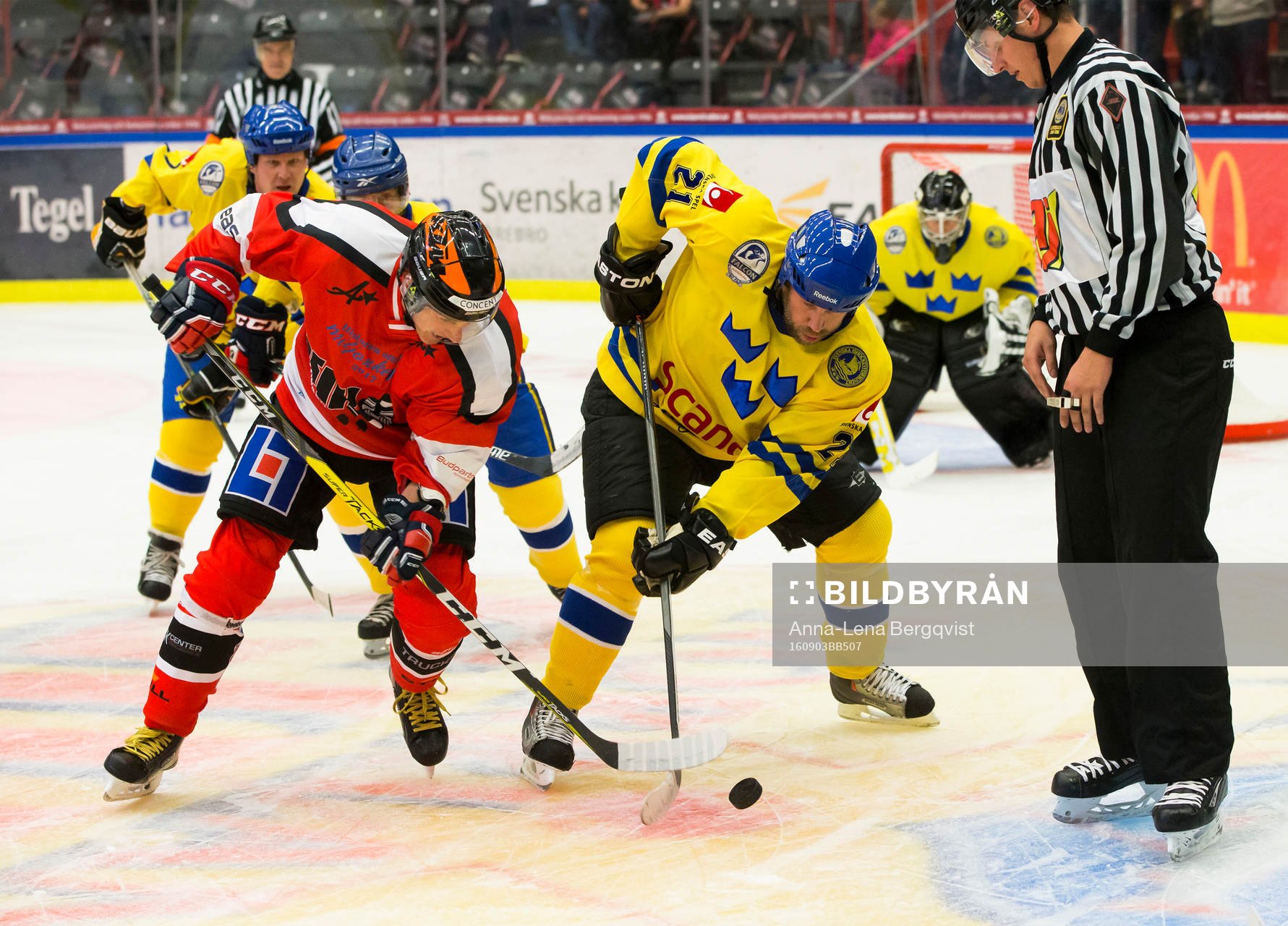 Tre Kronor legends Peter Forsberg mot ÖIK Miljonkedjan