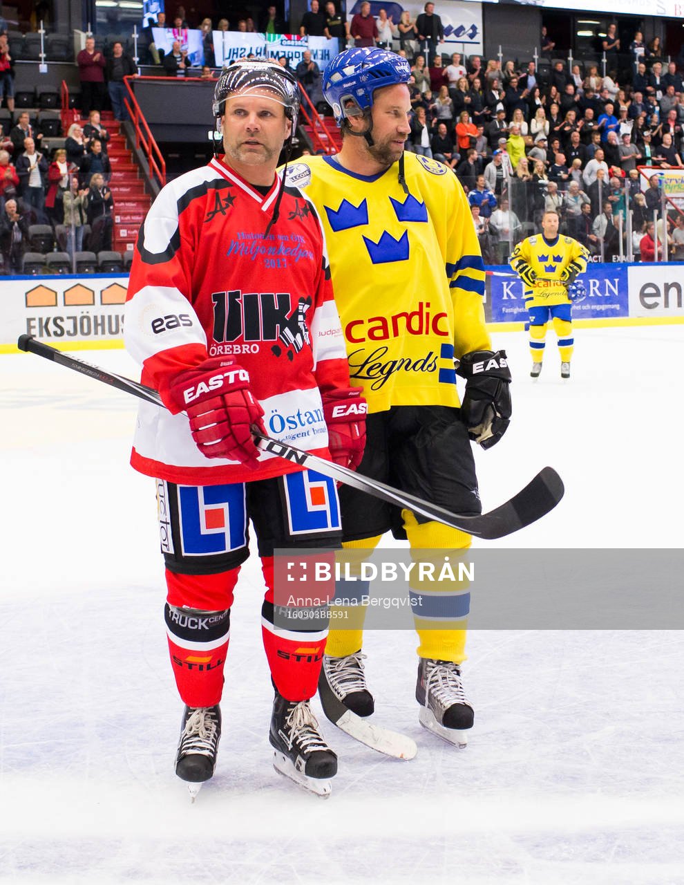ÖIK miljonkedjans Fredrik Wallberg och Tre Kronor legends