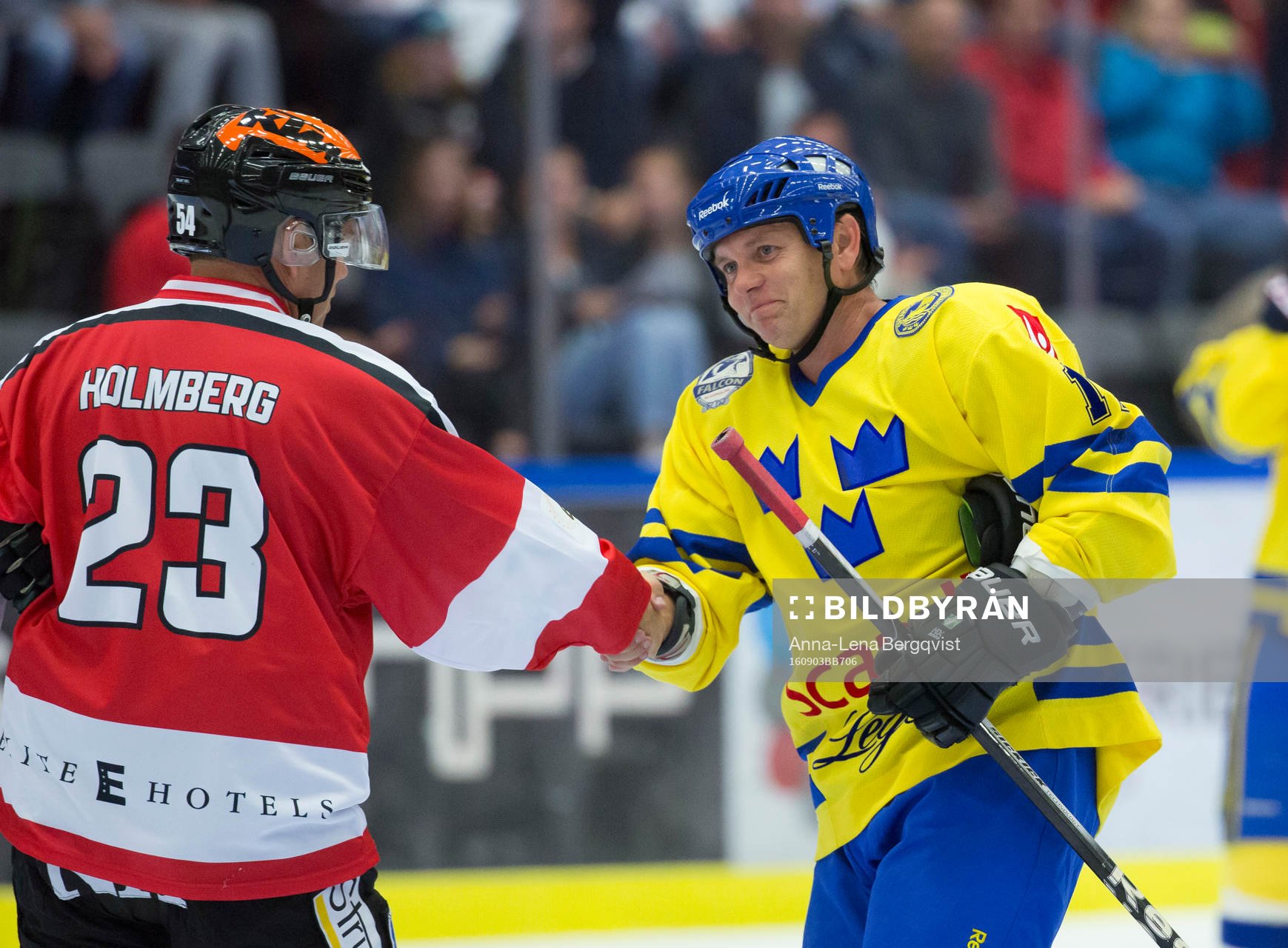 ÖIK miljonkedjans Micke Holmberg tackar Tre Kronor legends