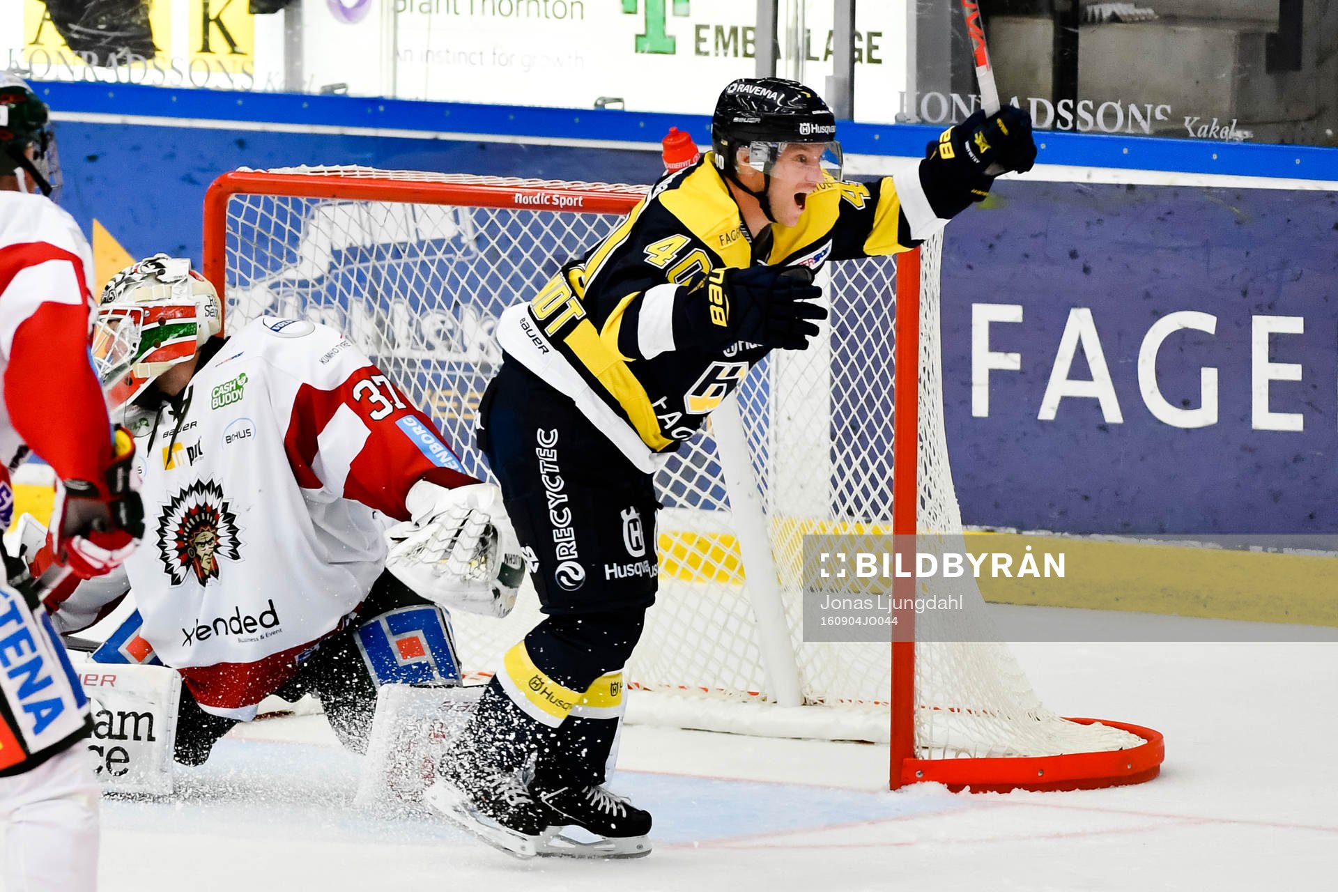 s Pär Arlbrandt jublar