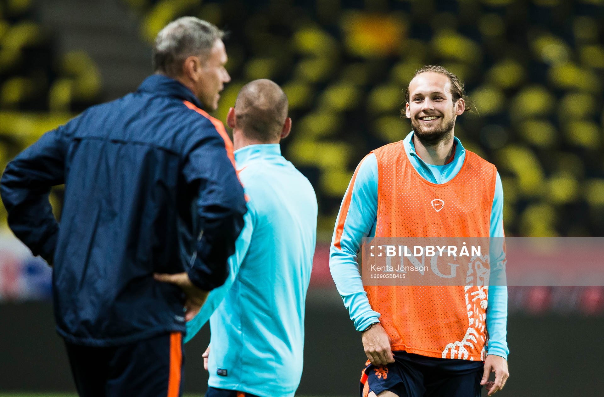 Daley Blind med assisterande tränare Marco van Basten