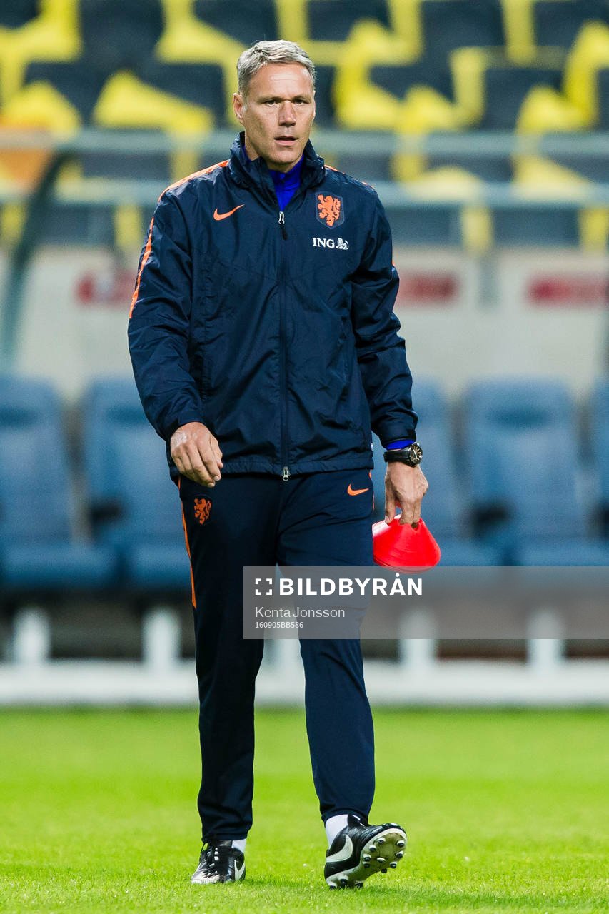 Hollands assisterande förbundskapten Marco van Basten