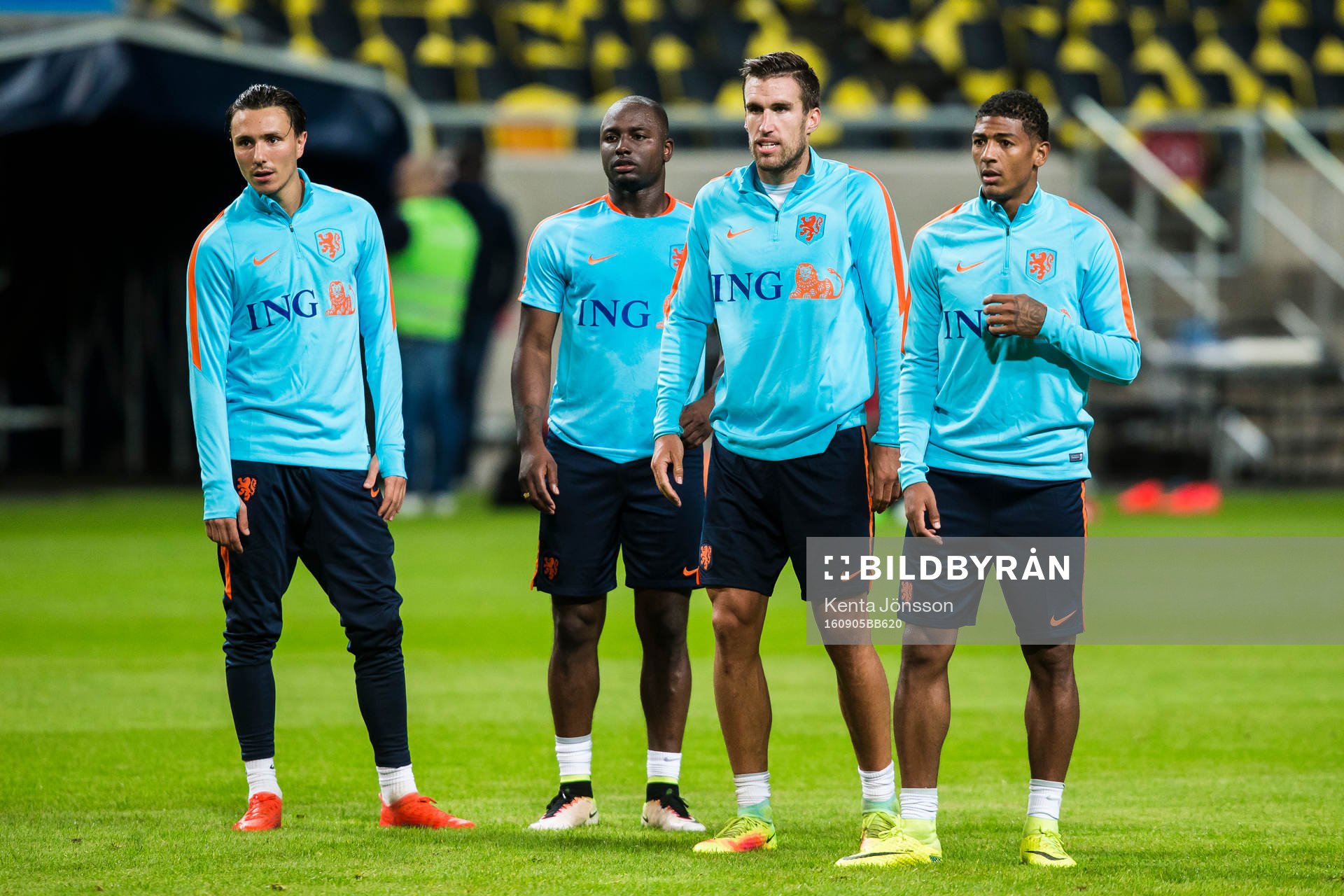 Steven Berghuis (v) , Jeffrey Bruma , Kevin Strootman och