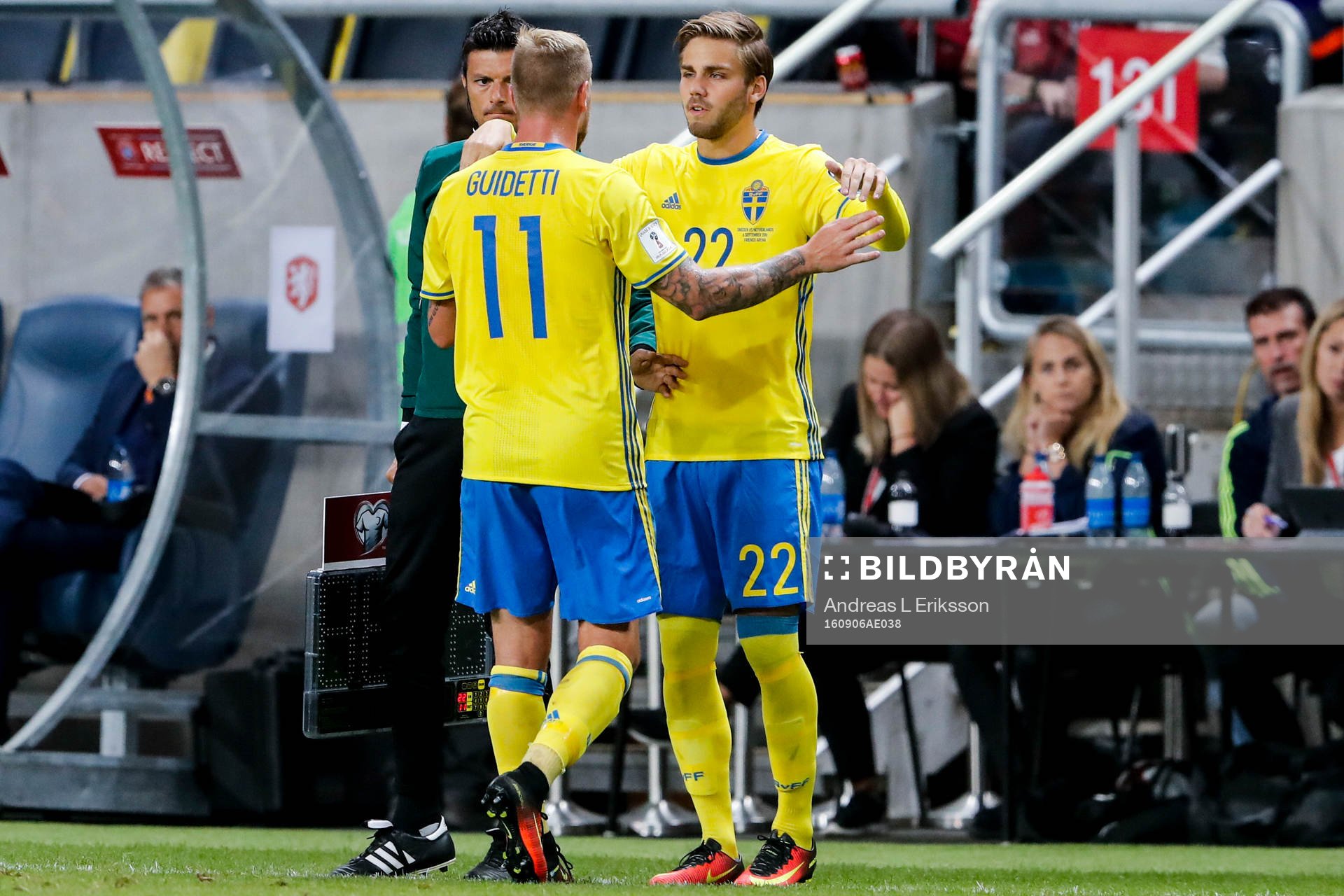 Sveriges John Guidetti byts ut till förmån för