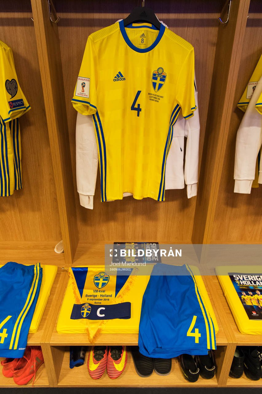 Landslagströjan för Andreas Granqvist och hans
