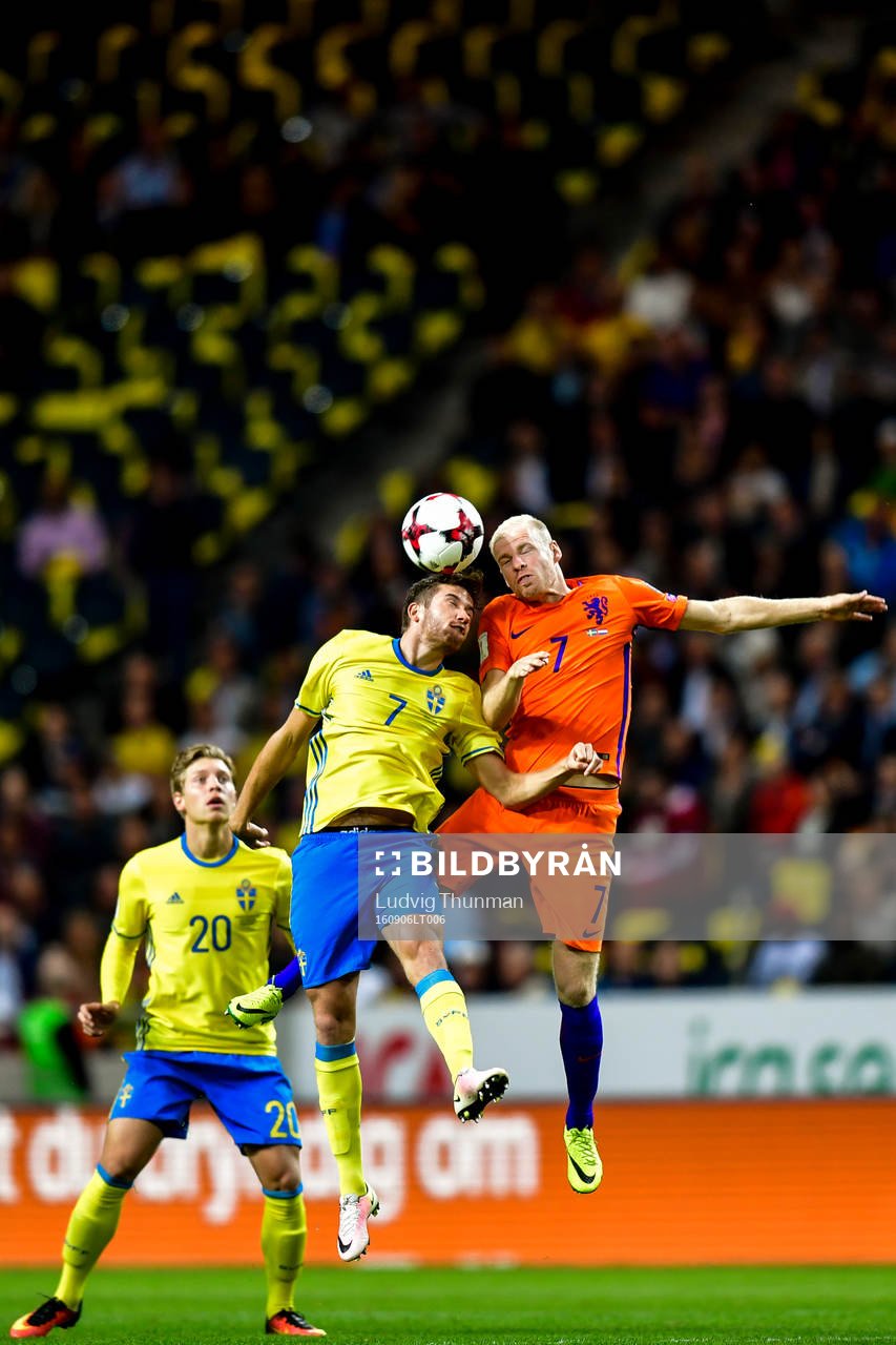 Sveriges Marcus Rohdén i nickduell med Hollands Davy