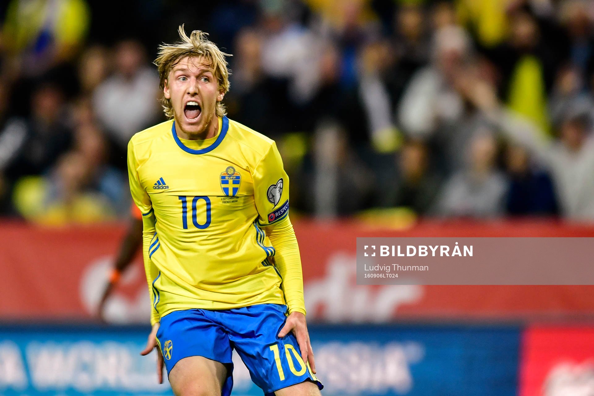 Sveriges Emil Forsberg jublar