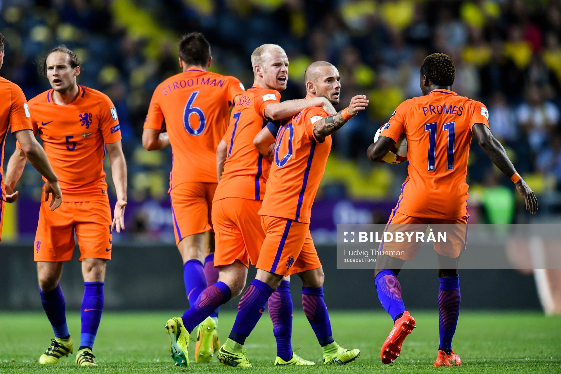 Hollands Wesley Sneijder och Davy Klaassen jublar