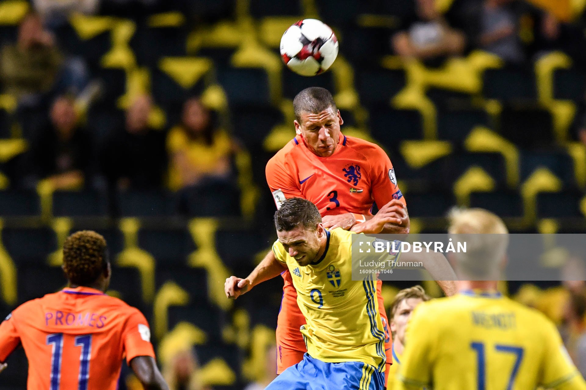 Hollands Vincent Janssen och Sveriges Marcus Berg