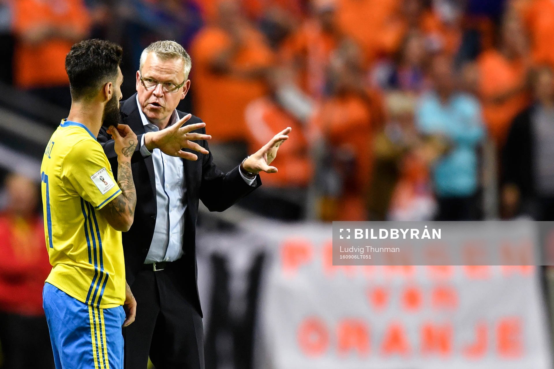 Sveriges Jimmy Durmaz och förbundskapten Janne Andersson