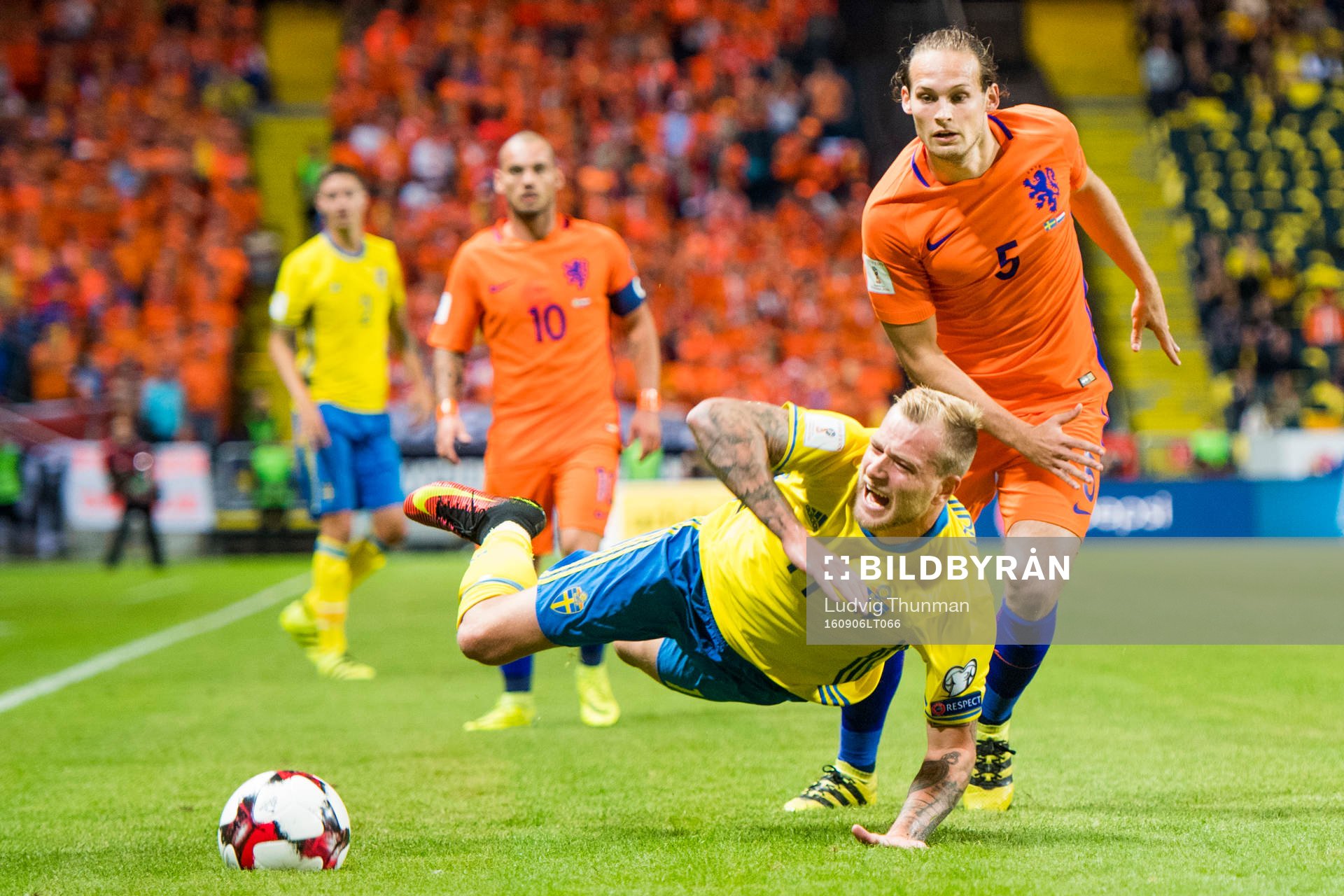 Sveriges John Guidetti faller
