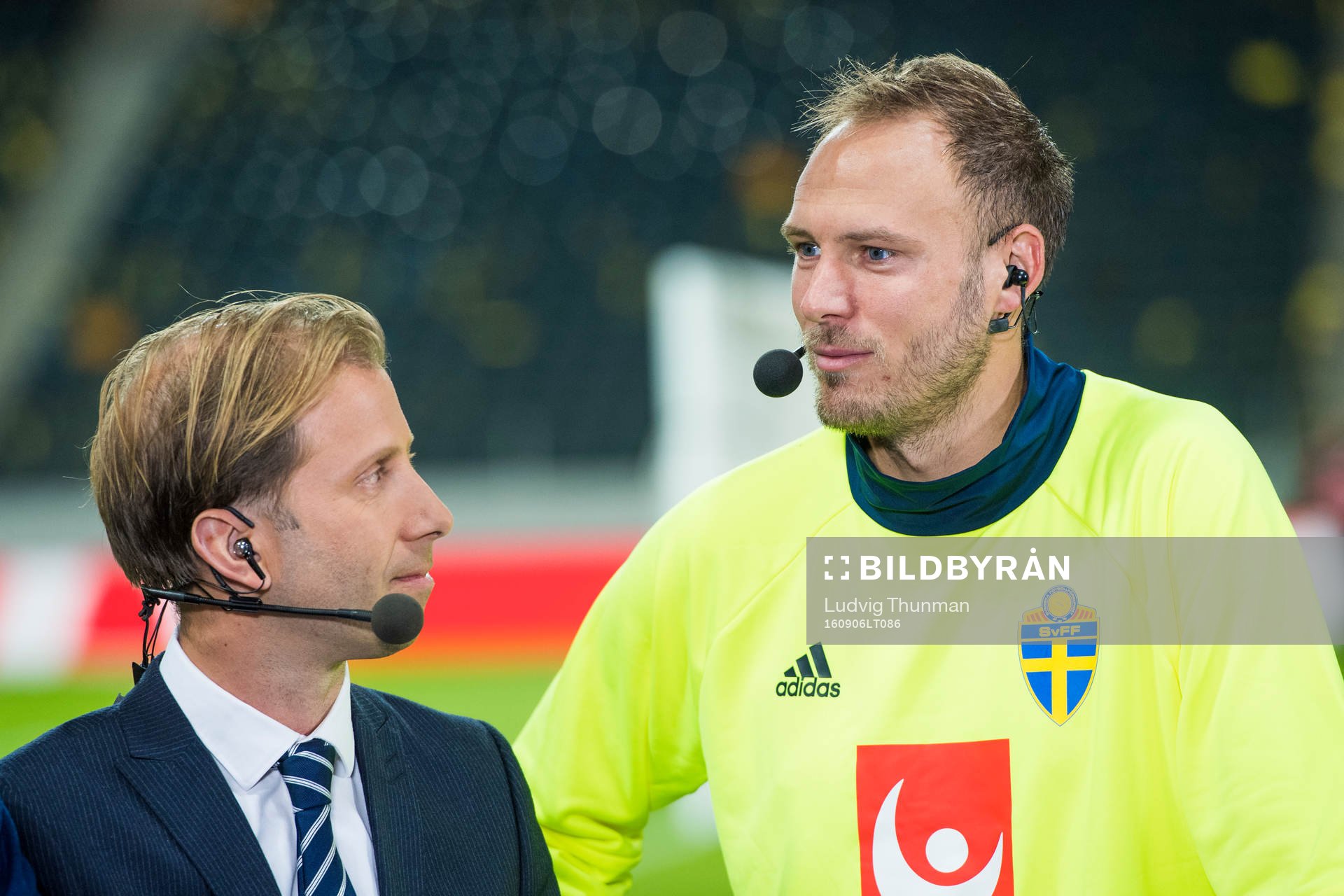 Sveriges Andreas Granqvist blir intervjuad av Eurosports