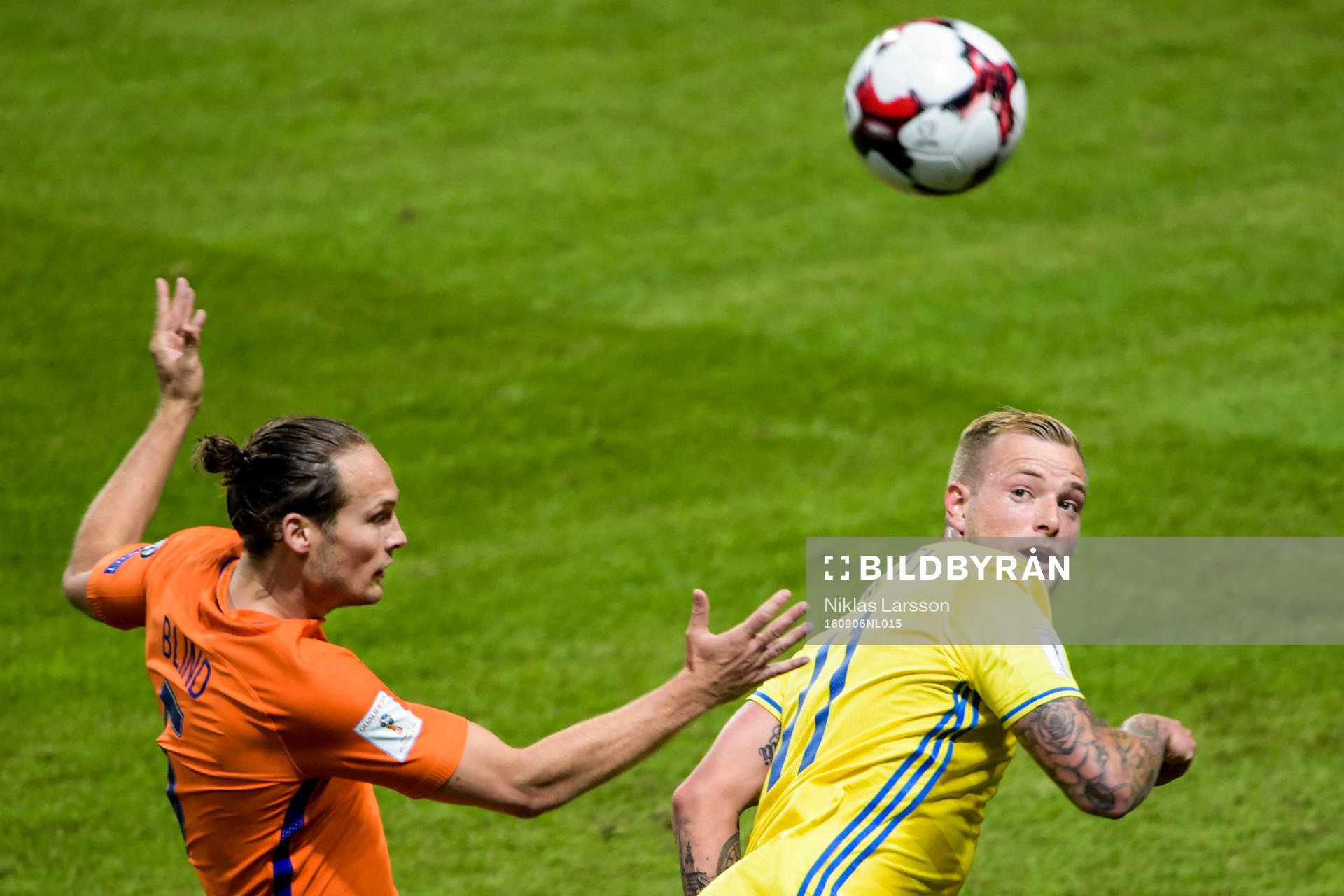 Sveriges John Guidetti och Hollands Daley Blind