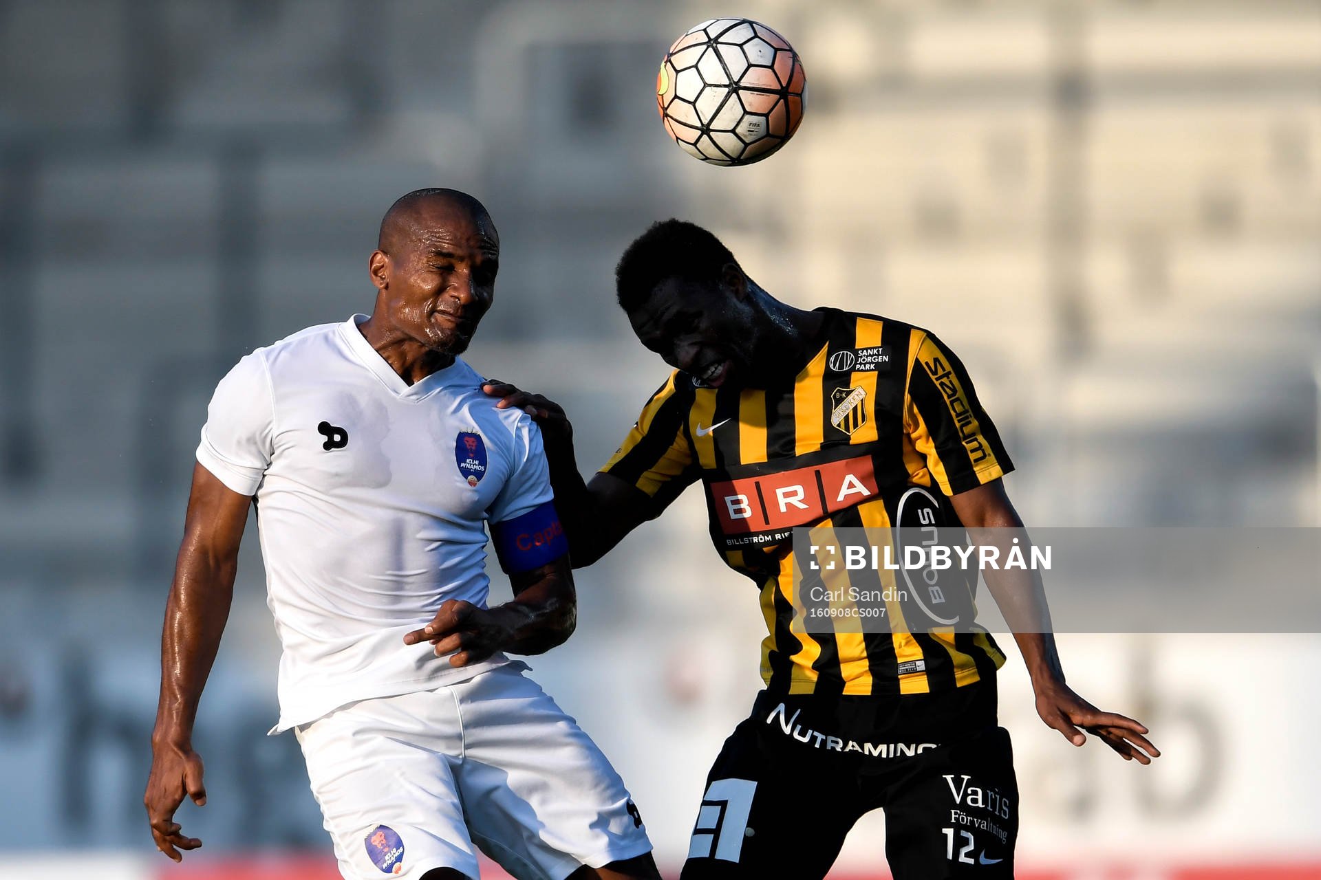 Delhi Dynamos Florent Malouda och Häckens Mohammed