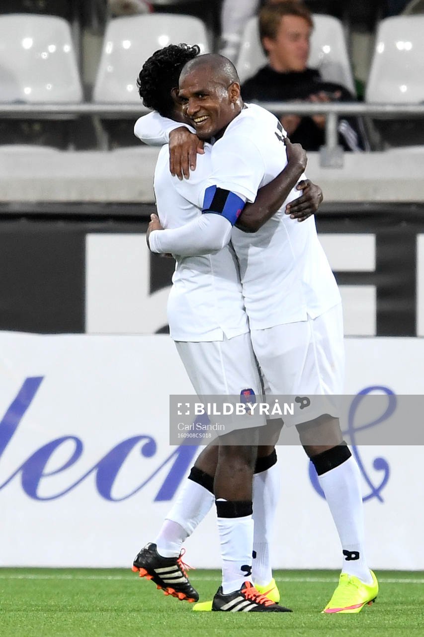 Delhi Dynamos Florent Malouda jublar