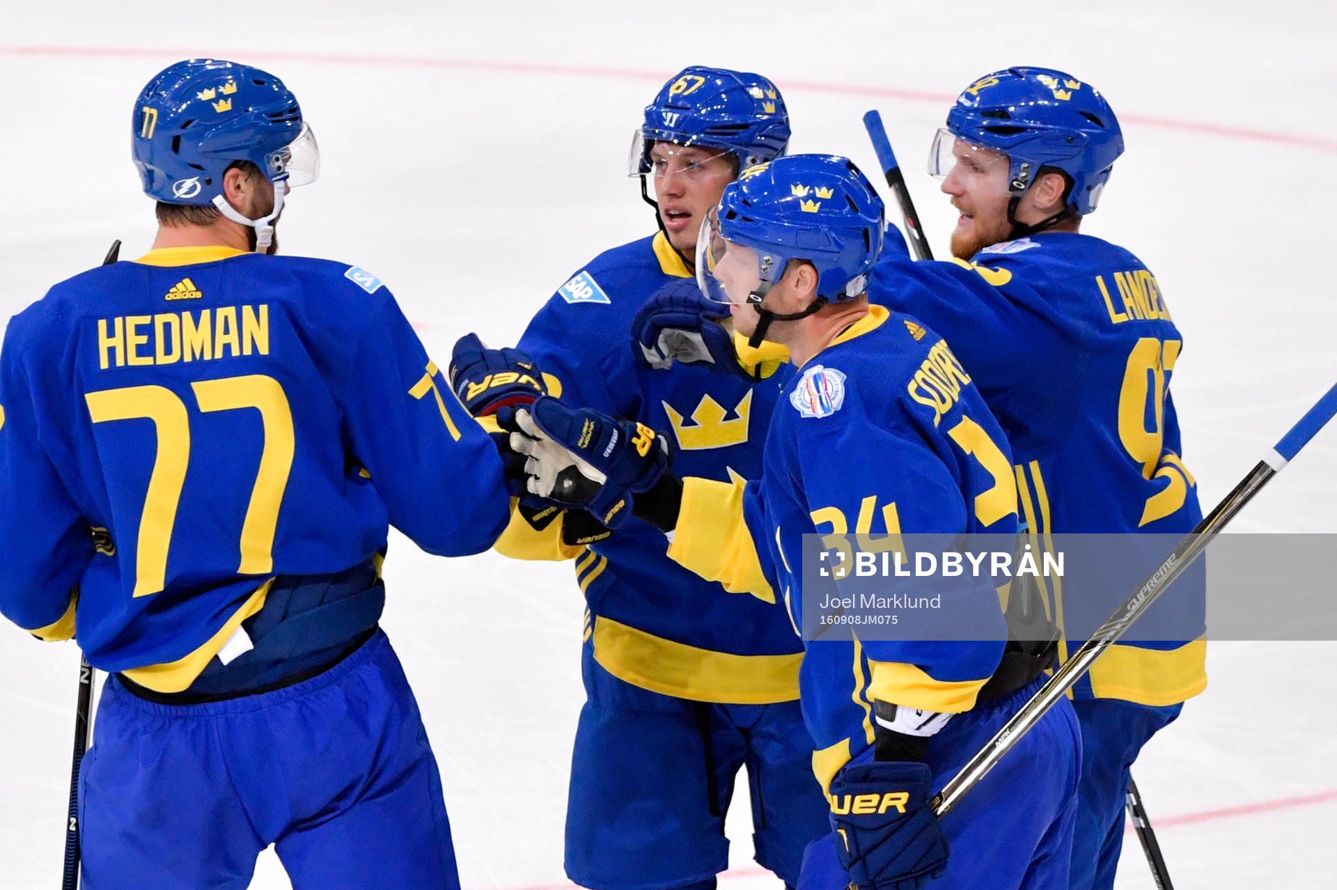 Sveriges Victor Hedman, Rickard Rakell, Carl Söderberg och