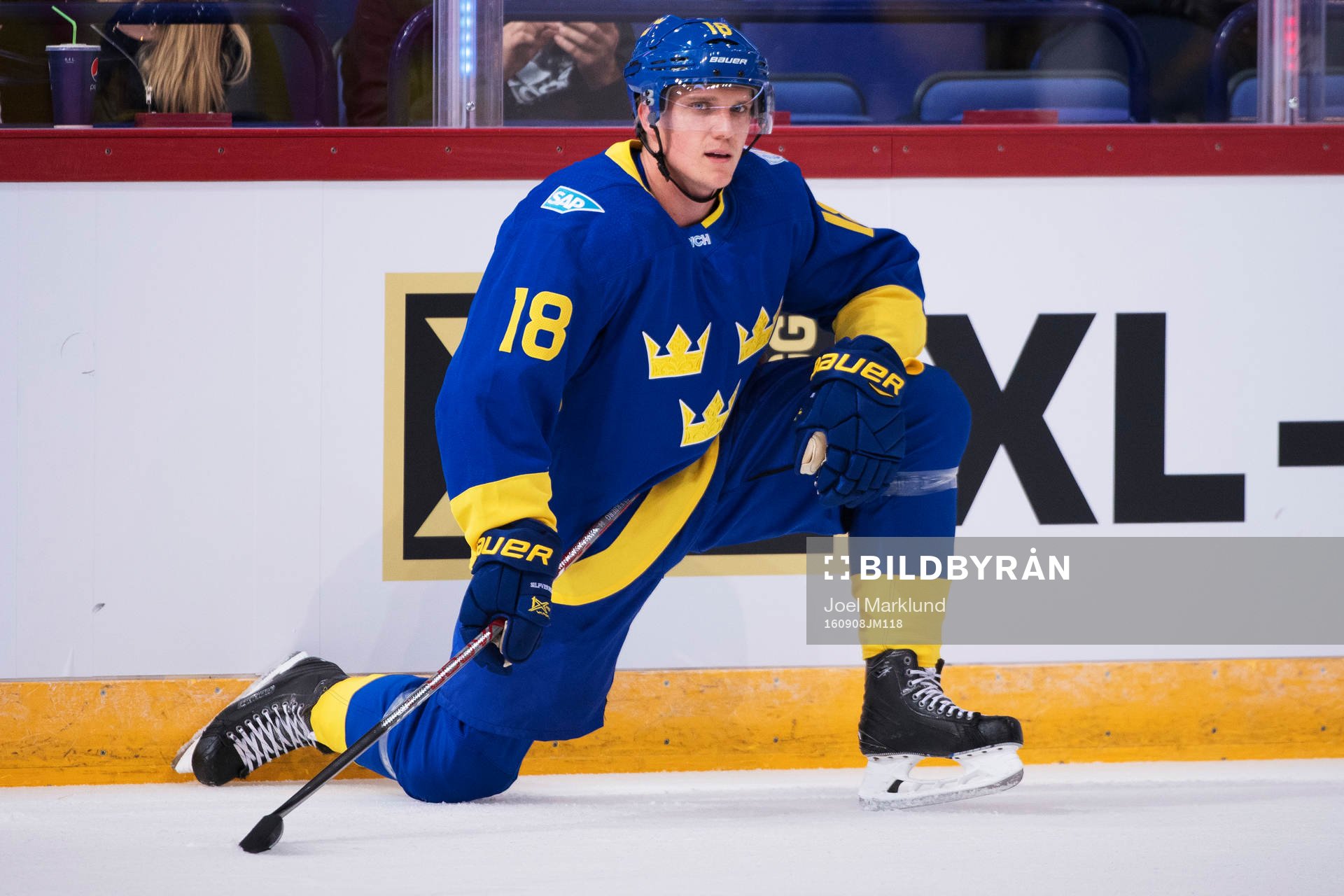 Sveriges Jakob Silfverberg på uppvärmningen innan