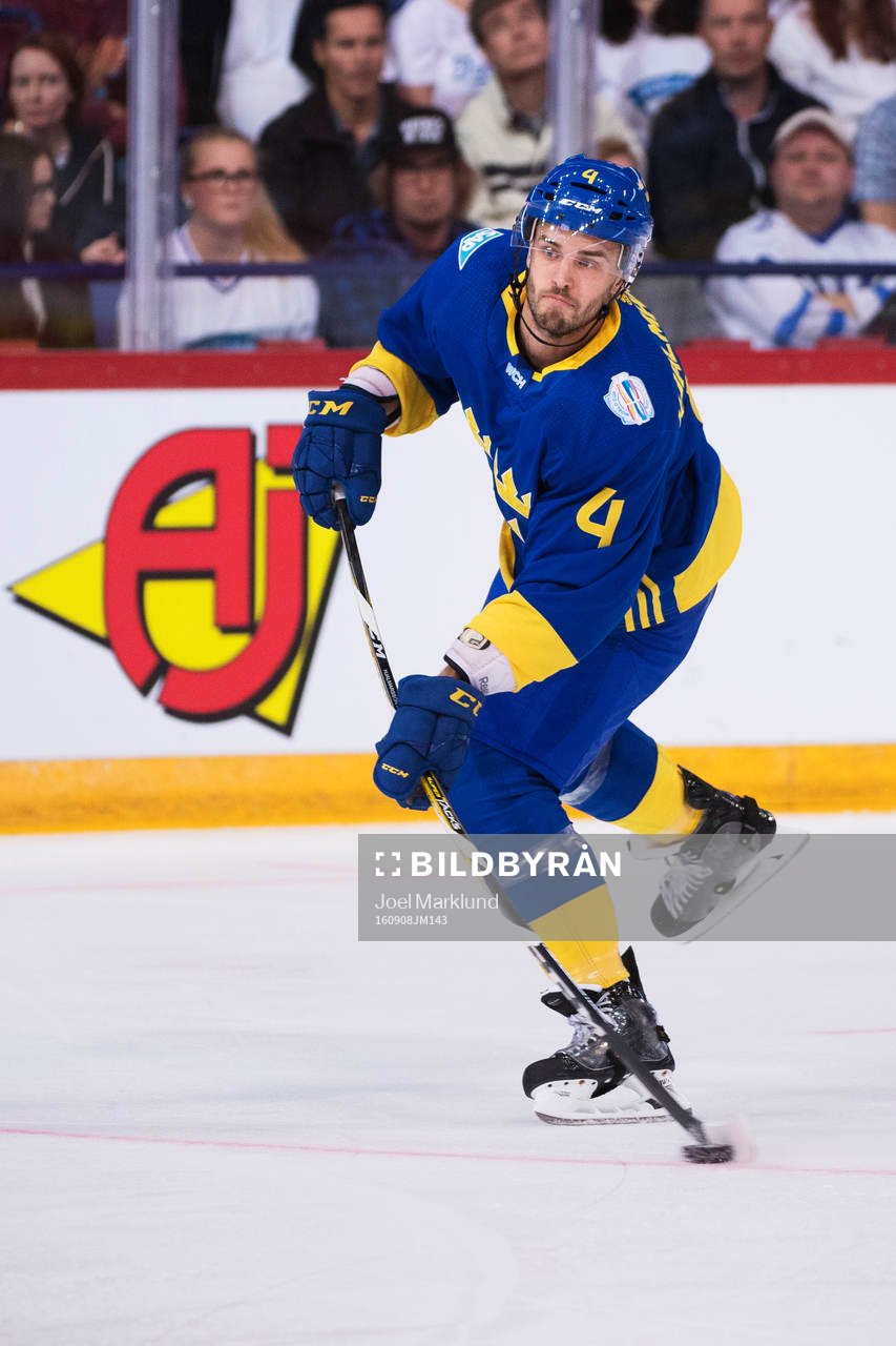 Sveriges Niklas Hjalmarsson