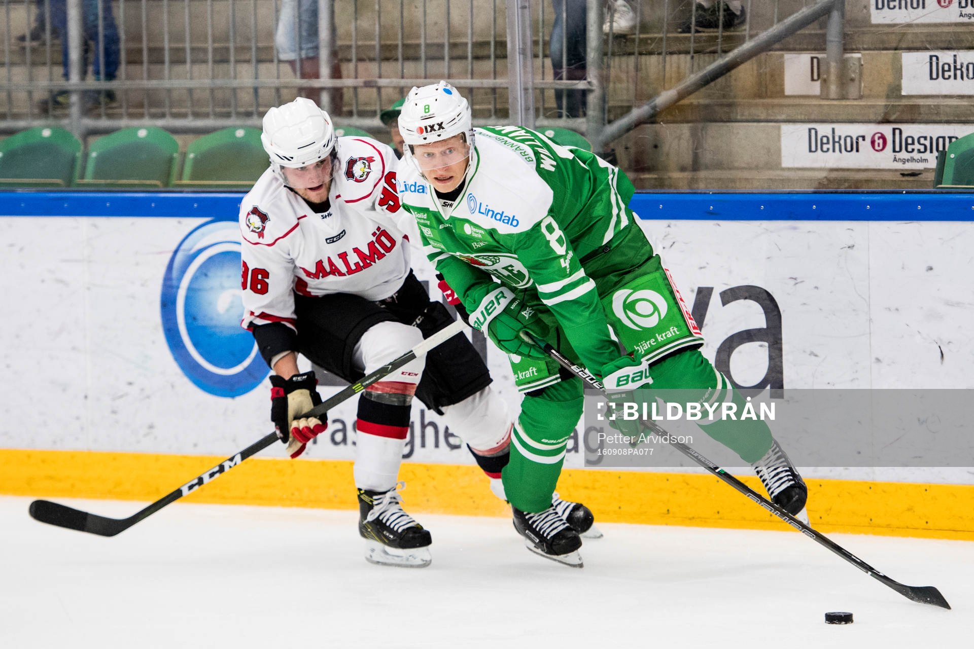Rögles Jesper Williamsson och Malmö Redhawks Kim Rosdahl