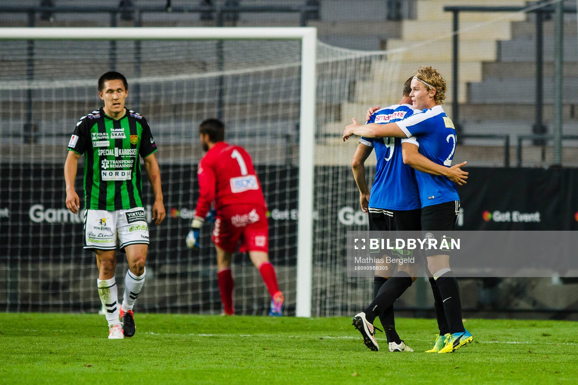 Trelleborgs Marcus Pode gör 1-1-målet och jublar med