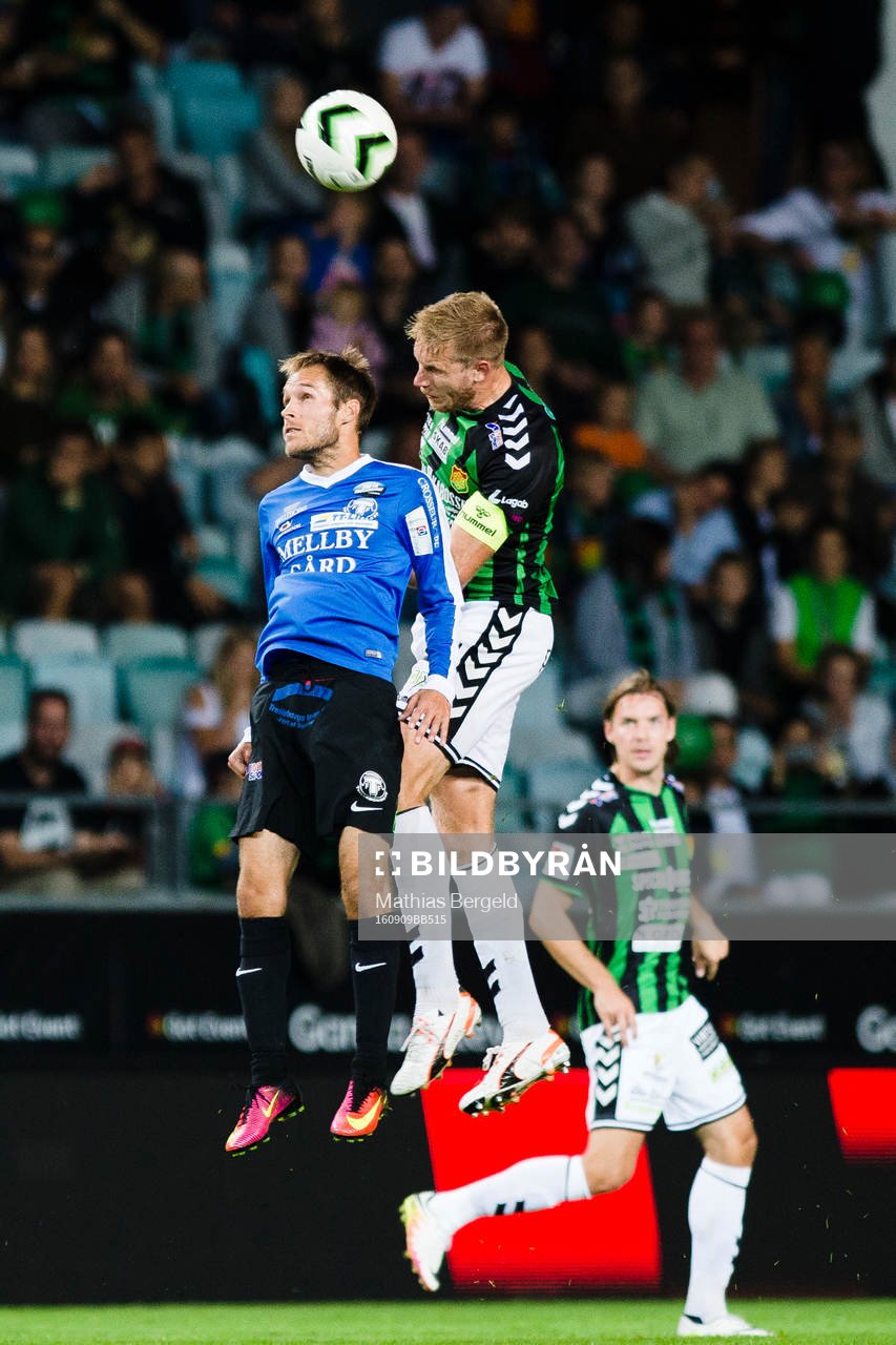 Trelleborgs Zoran Jovanovic och GAIS Steven Old i nickduell