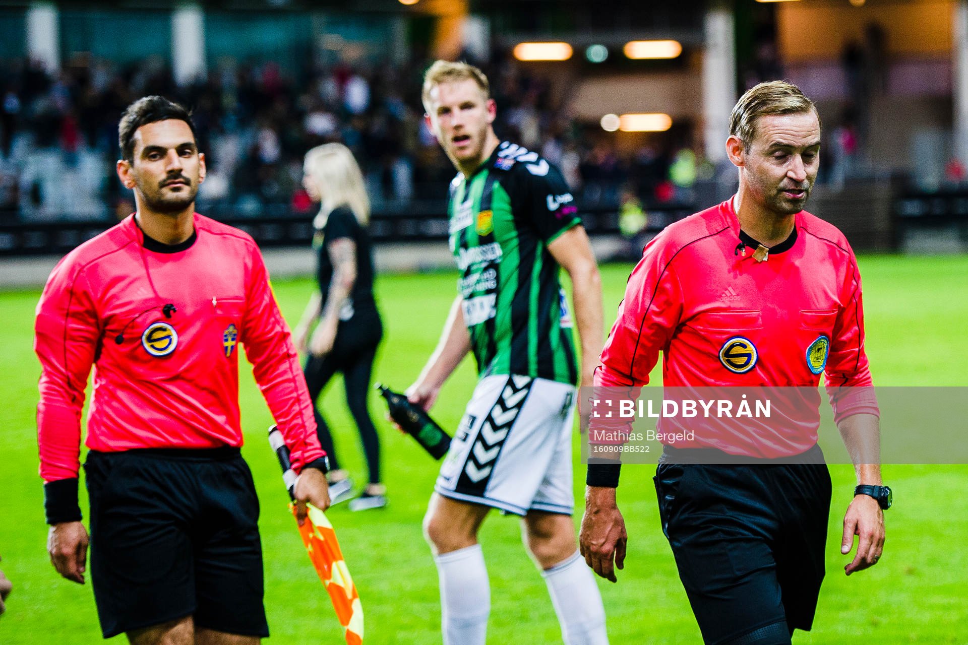GAIS Steven Old reagerar mot domarna Mark Josef och Jim
