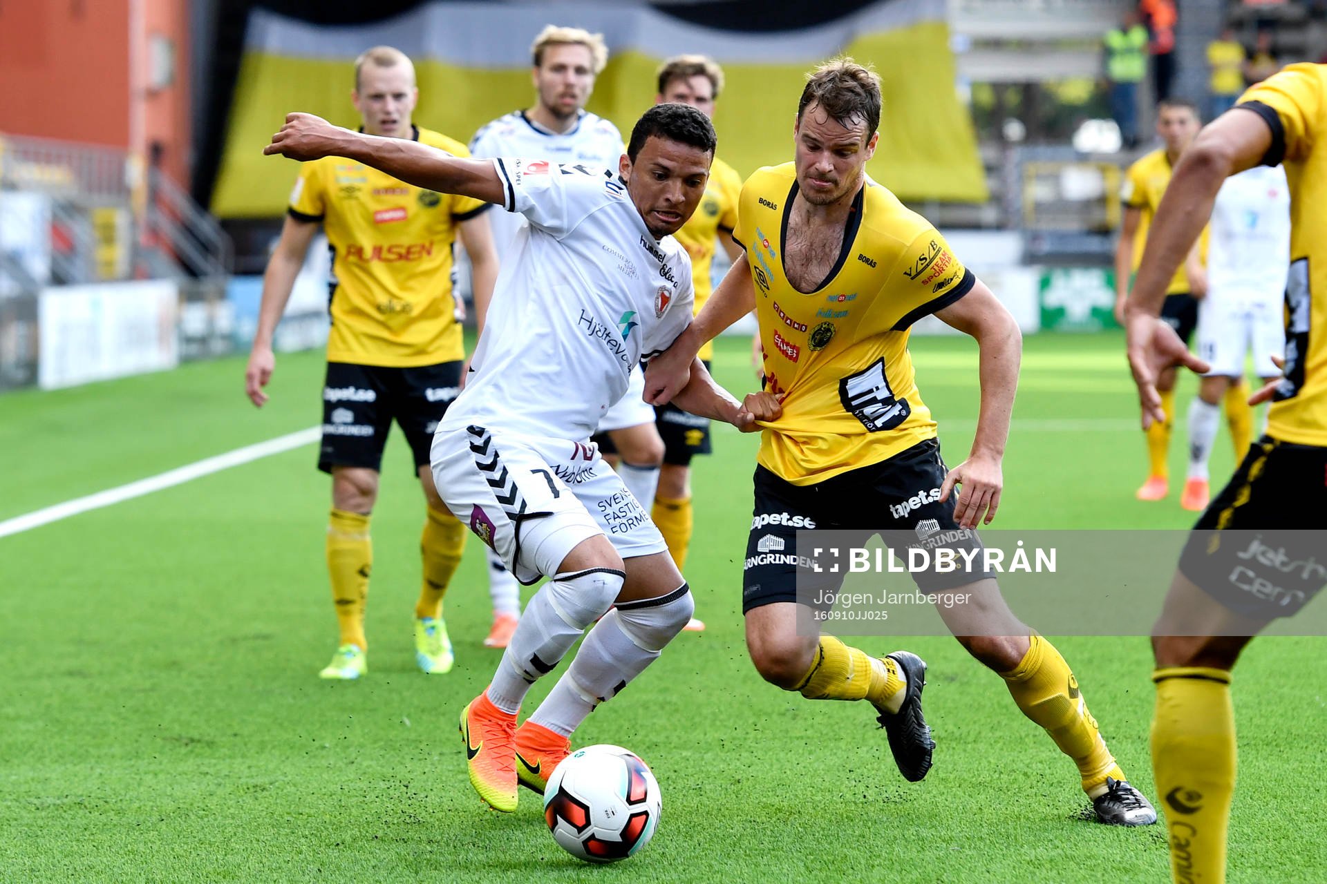 Kalmars Ismael Silva Lima och Elfsborgs Henning Hauger