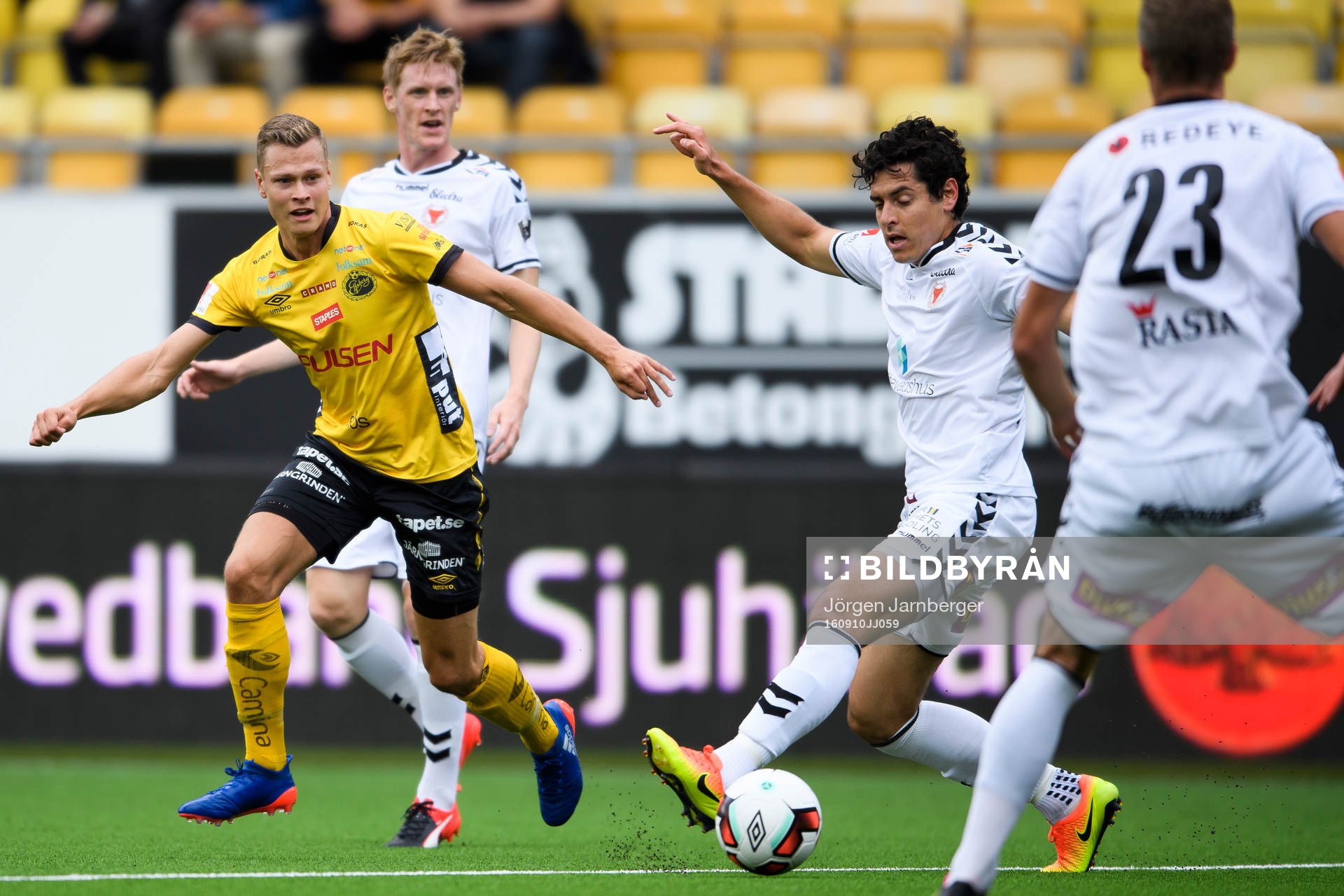 Elfsborgs Viktor Claesson och Kalmars Ismael Silva Lima