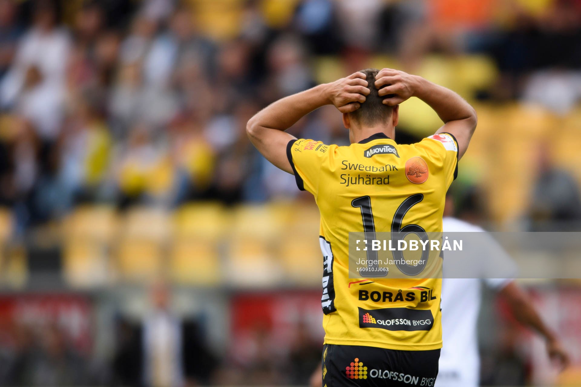Elfsborgs Viktor Claesson deppar