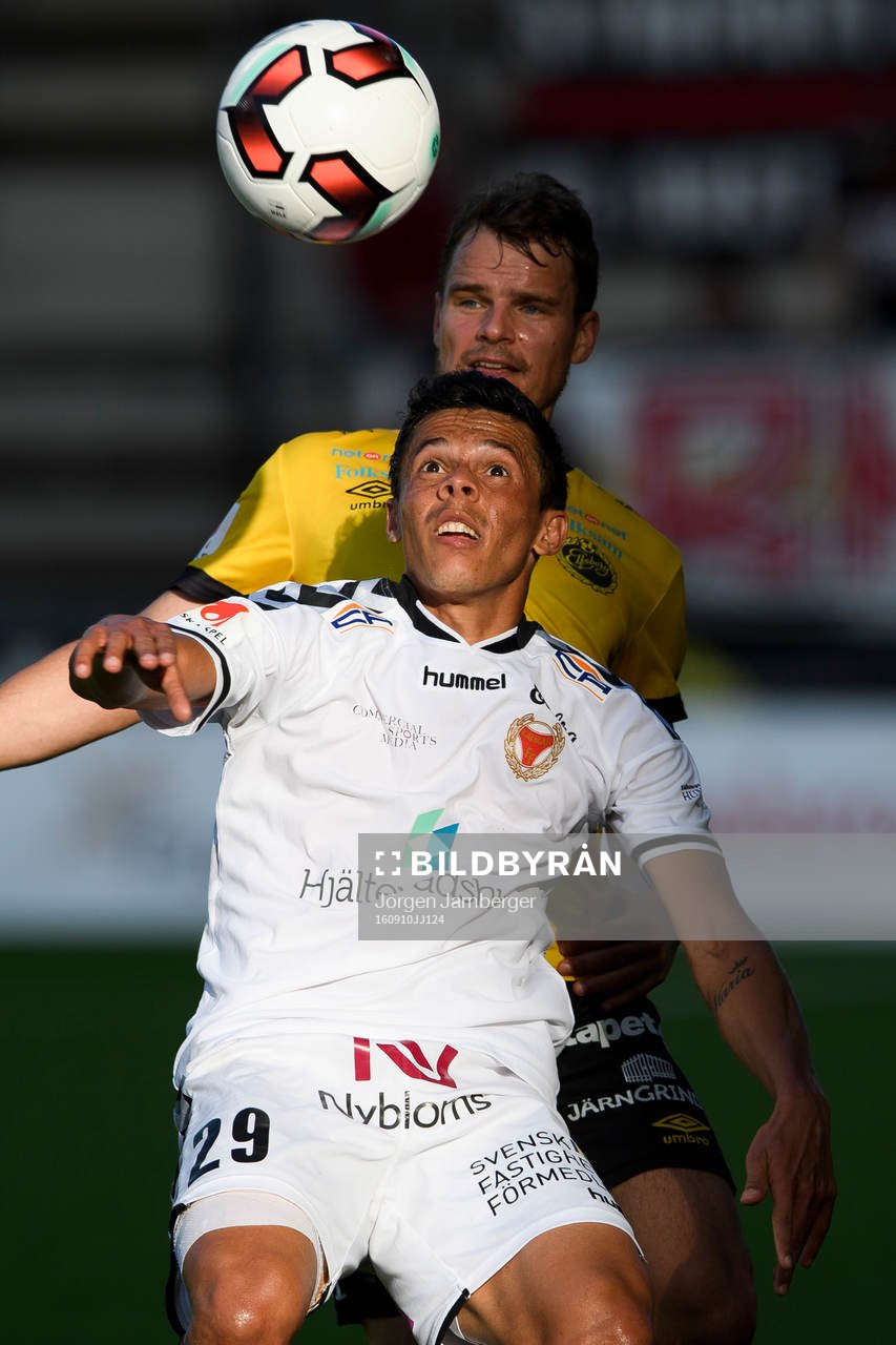 Kalmars Romário Pereira Sipião och Elfsborgs Henning