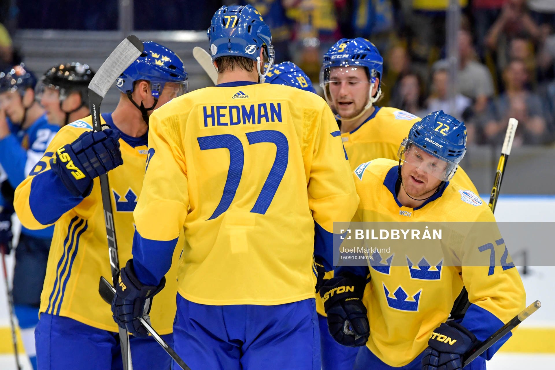 Sveriges Patric Hörnqvist jublar med lagkamrater