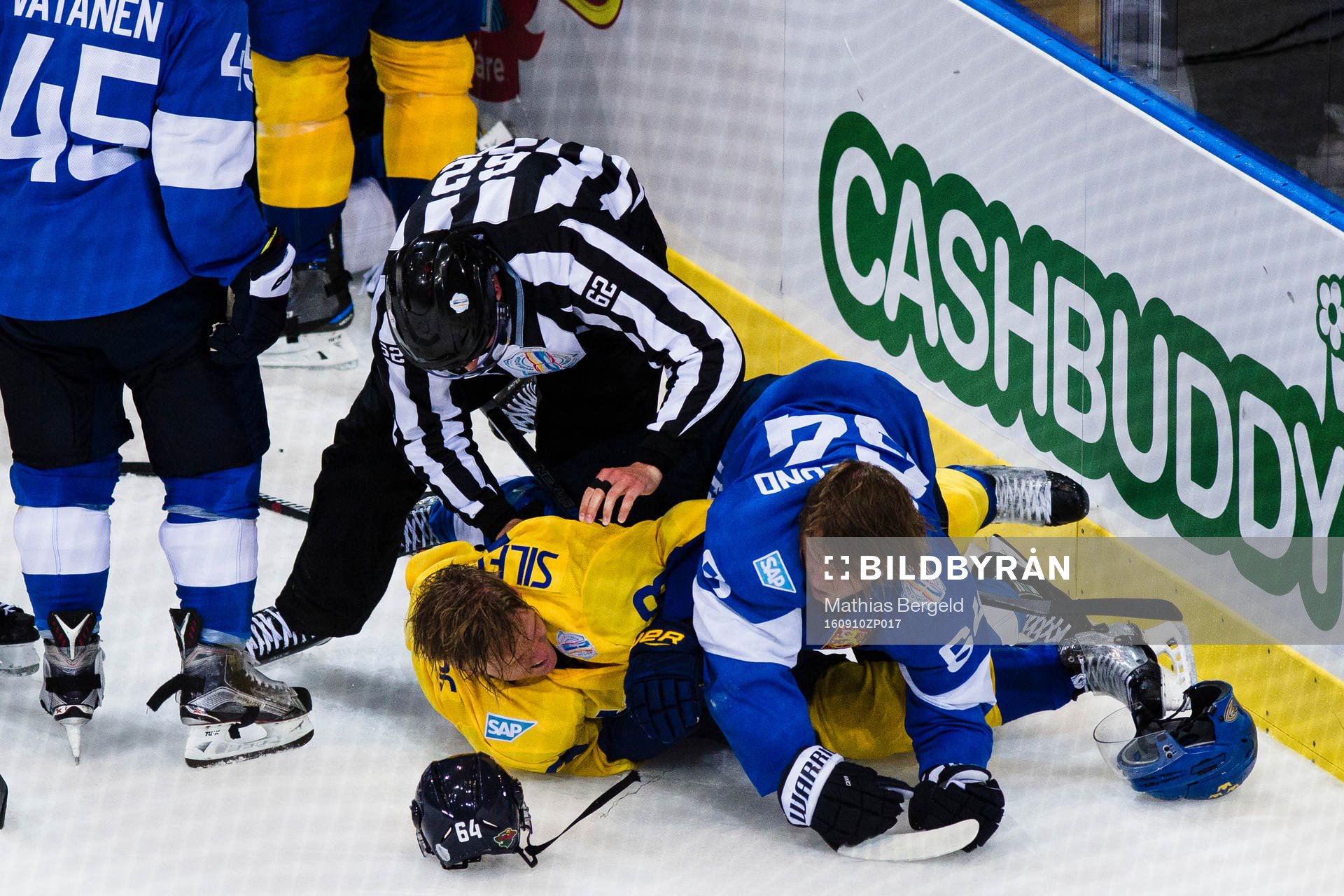 Sveriges Jakob Silfverberg och Finlands Mikael Granlund i