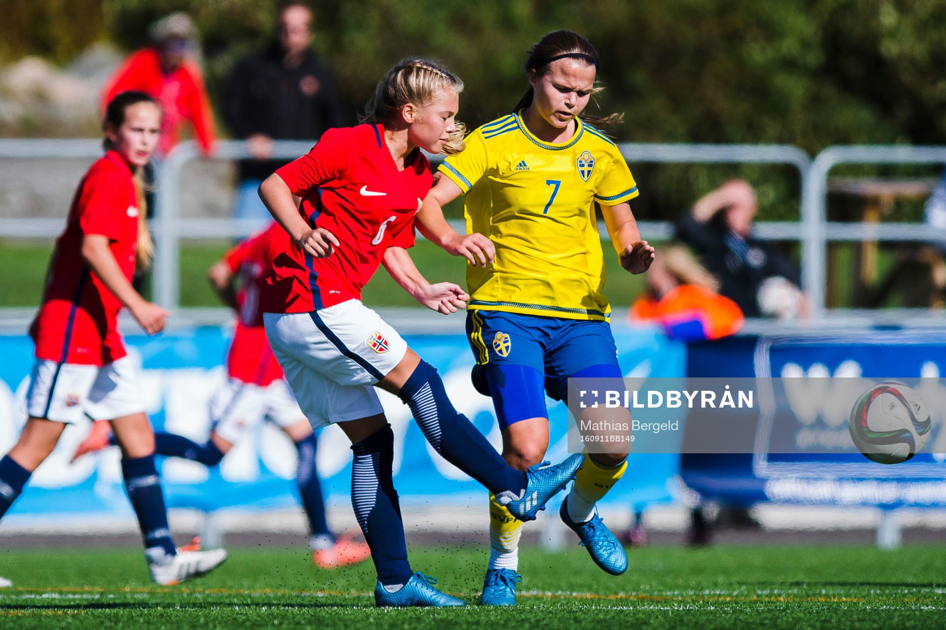 Norges Lotte Fikseth Fossem och Sveriges Johanna Lindell