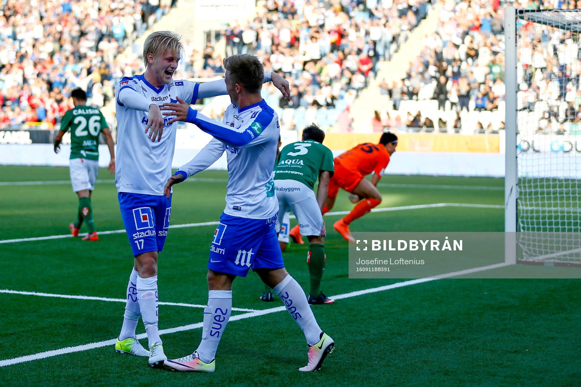 Norrköpings Karl Holmberg och Nicklas Bärkroth jublar