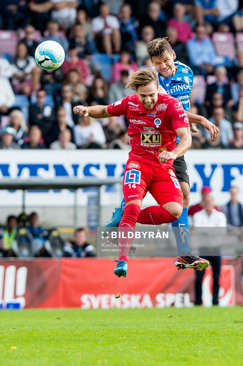 Åtvidabergs Simon Helg och Halmstads Ivo Pekalski