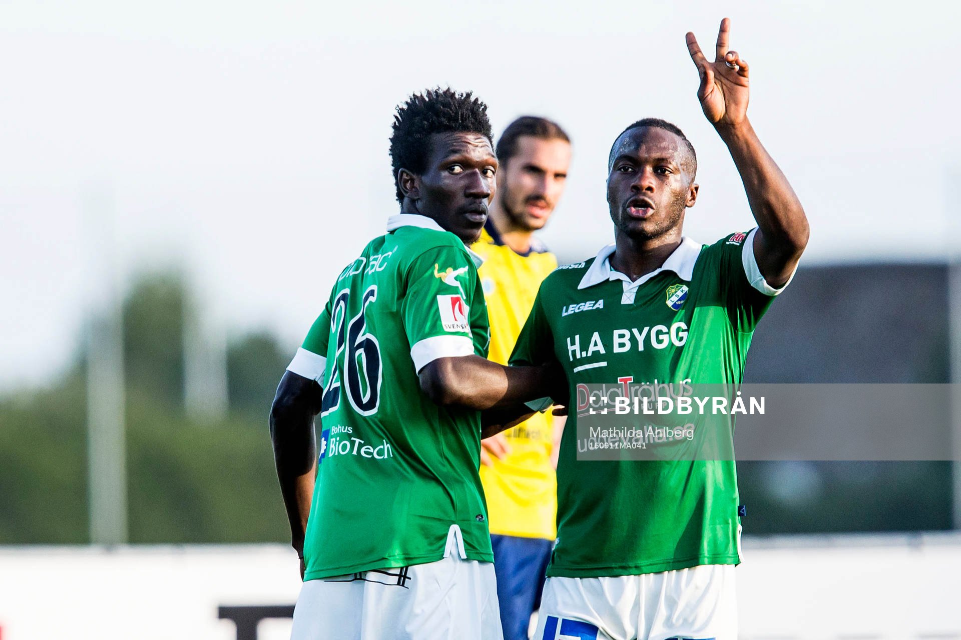 Ljungskiles Lord Ofosuhene och Ahmed Suleiman