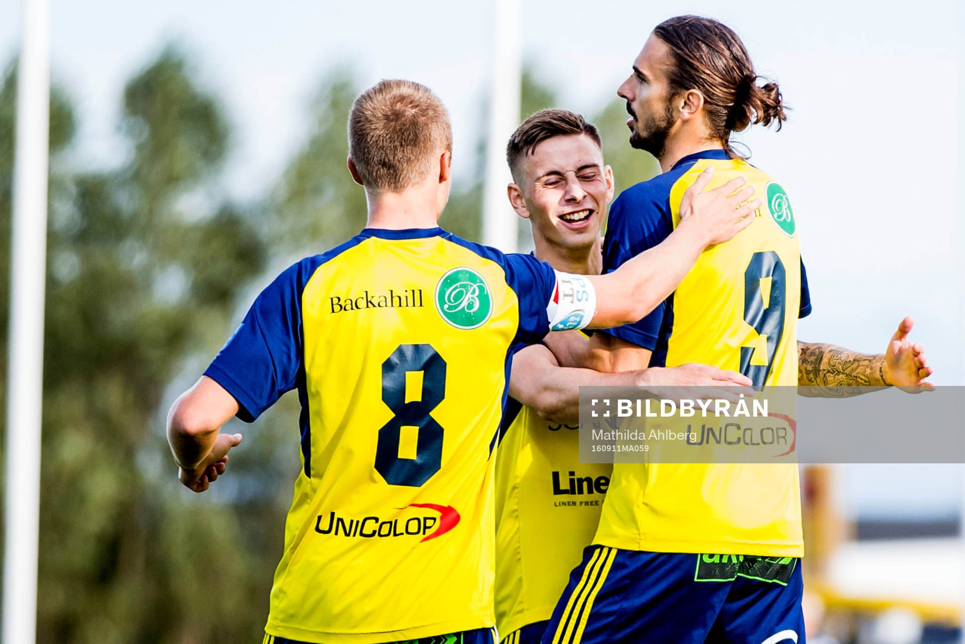 Ängelholms Christian Ljungberg (ryggen åt kameran),