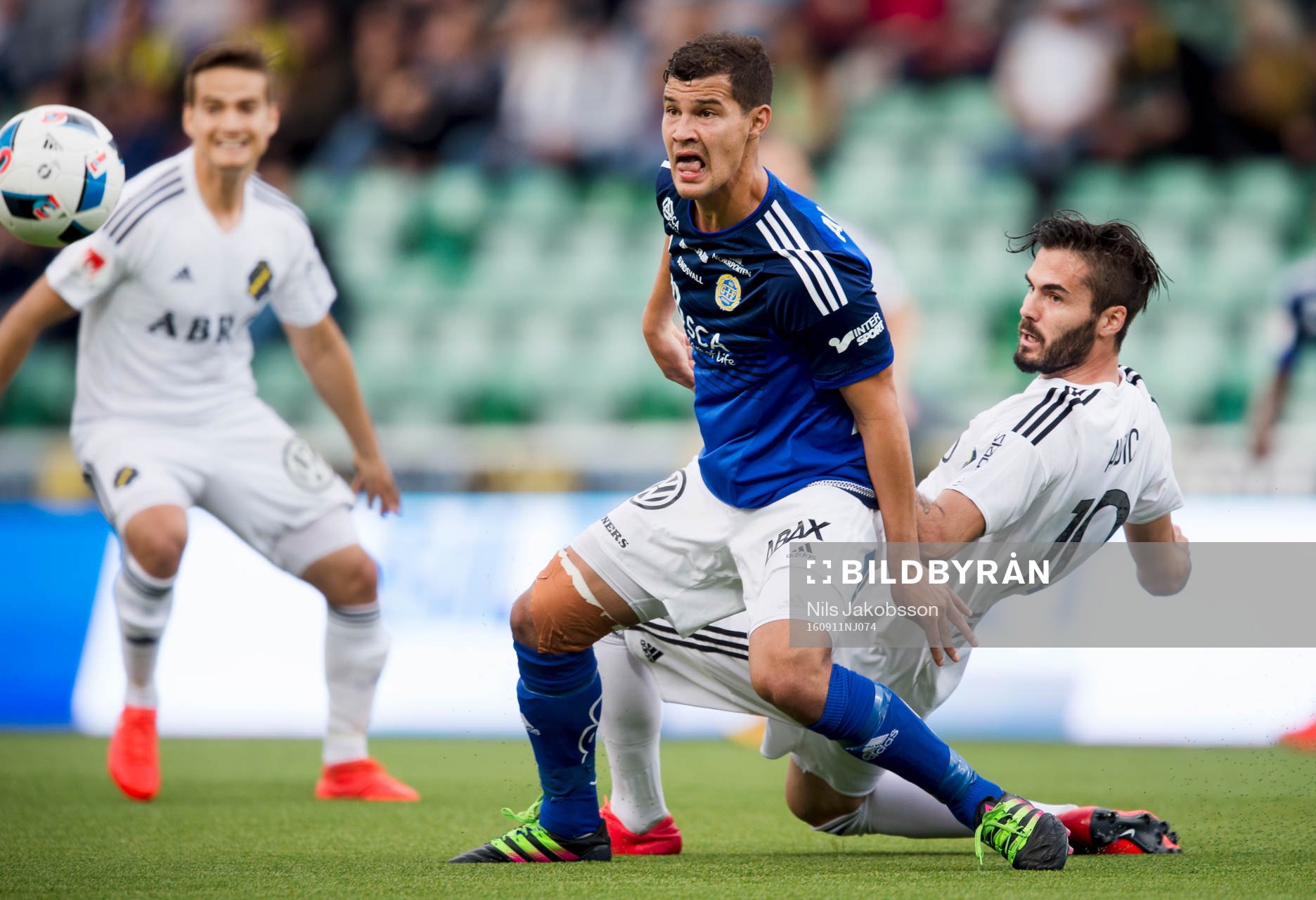 s Denni Avdic