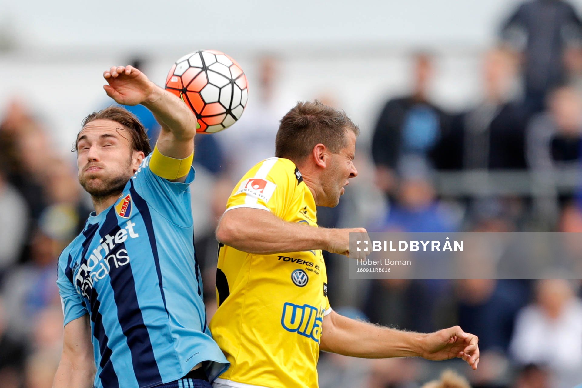 Djurgårdens Kevin Walker och Falkenbergs Stefan Rodevåg