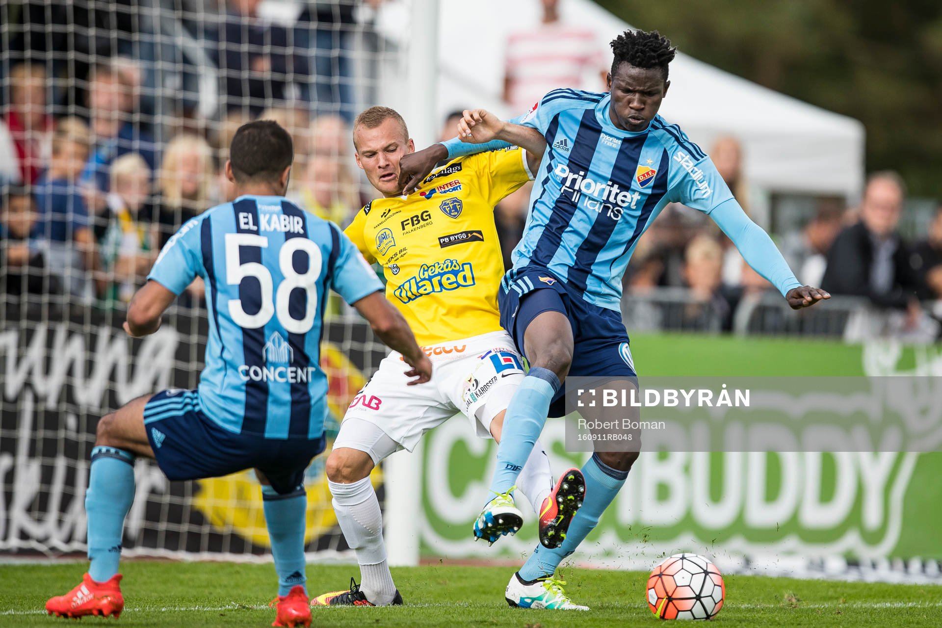 Falkenbergs Rasmus Sjöstedt och Djurgårdens Michael Olunga