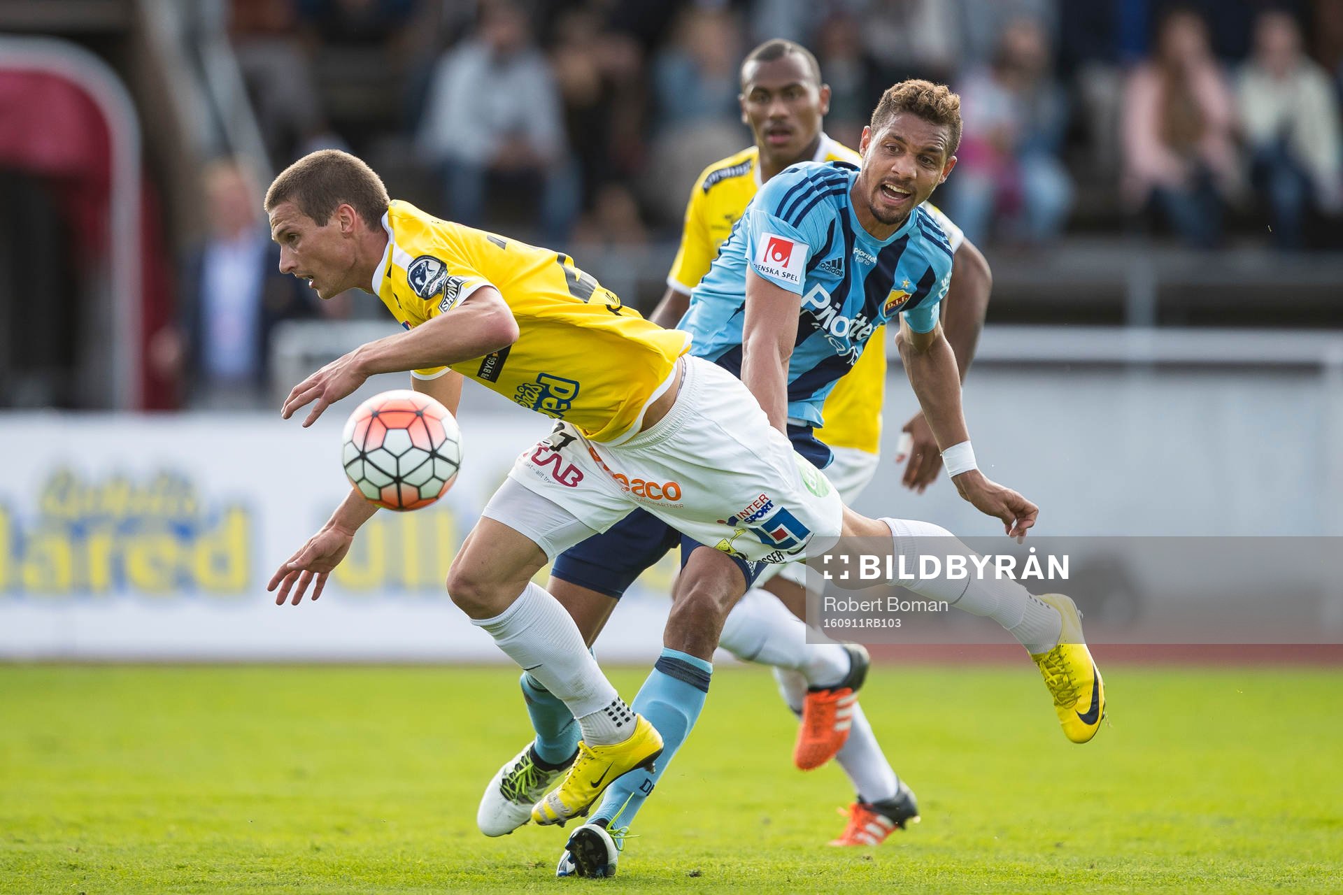 Falkenbergs Thomas Juel-Nielsen och Djurgårdens Mathias