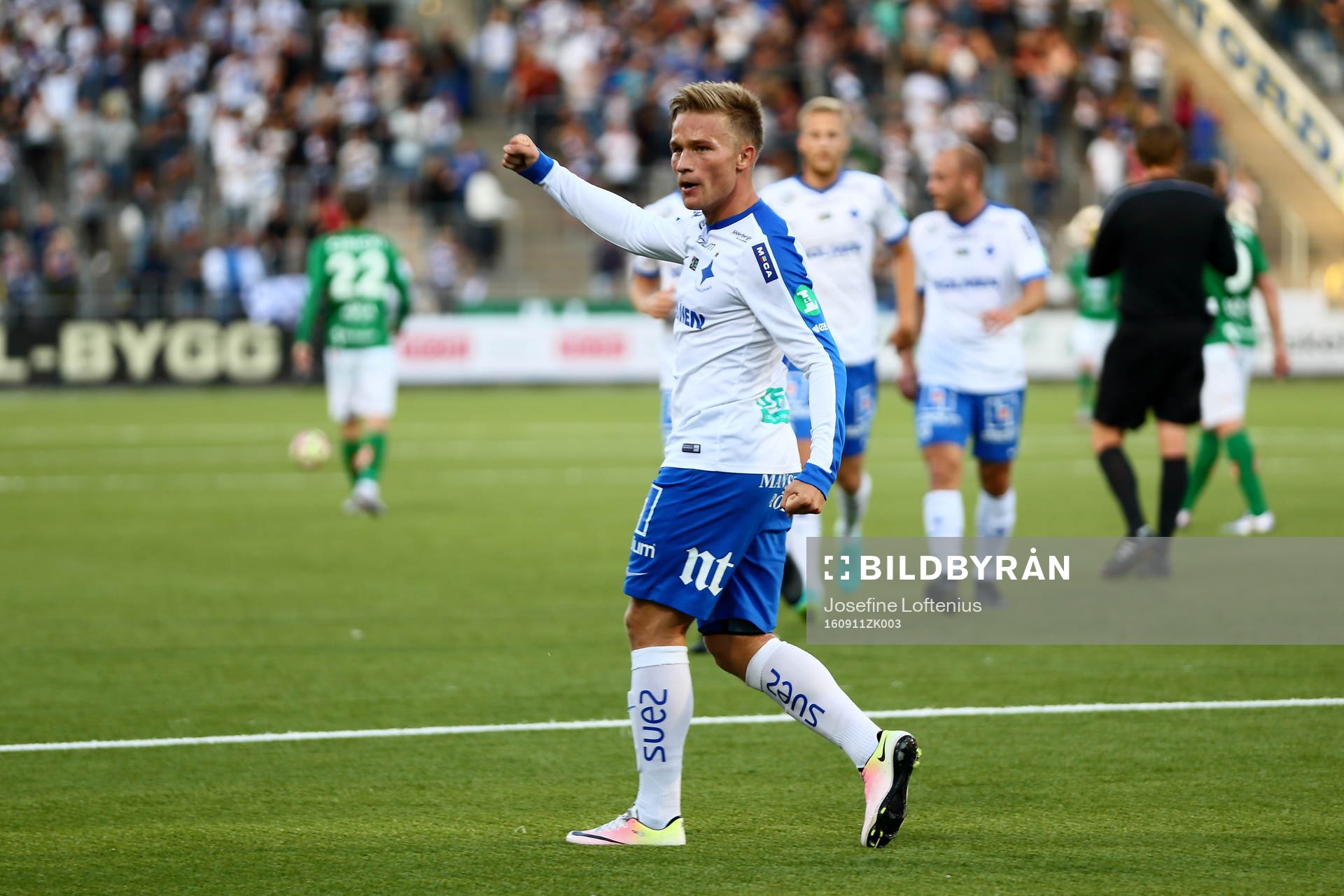 Norrköpings Nicklas Bärkroth jublar