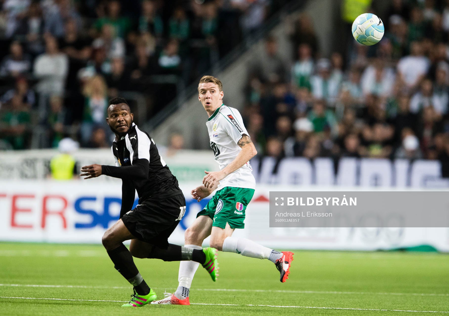 Örebros Michael Junior Omah och Hammarbys Birkir Már