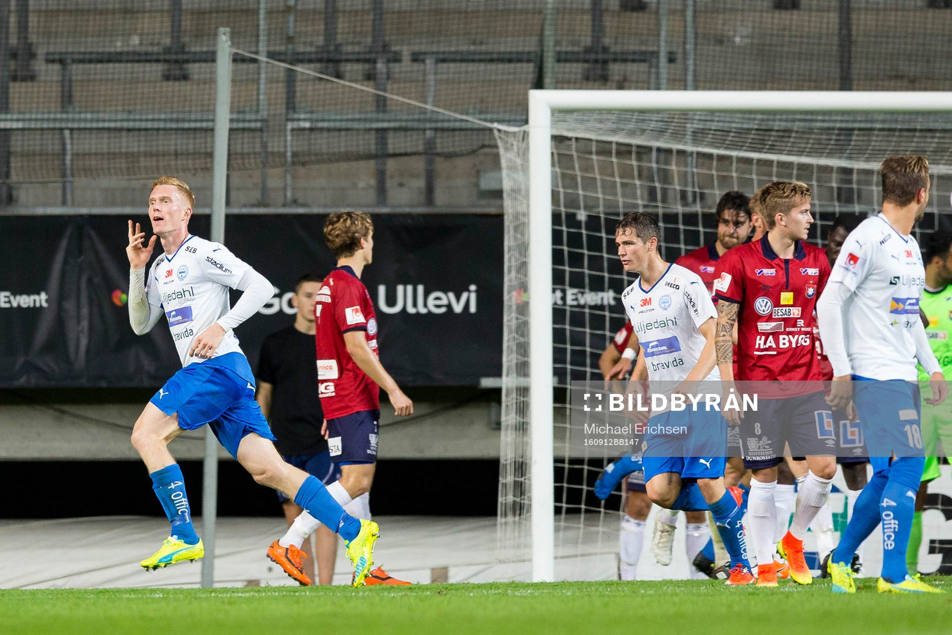  Värnamos David Engström jublar efter 1-1 under fotbollsmatchen i Superettan mellan Örgryte och Värnamo den 12 september 2016 i Göteborg.