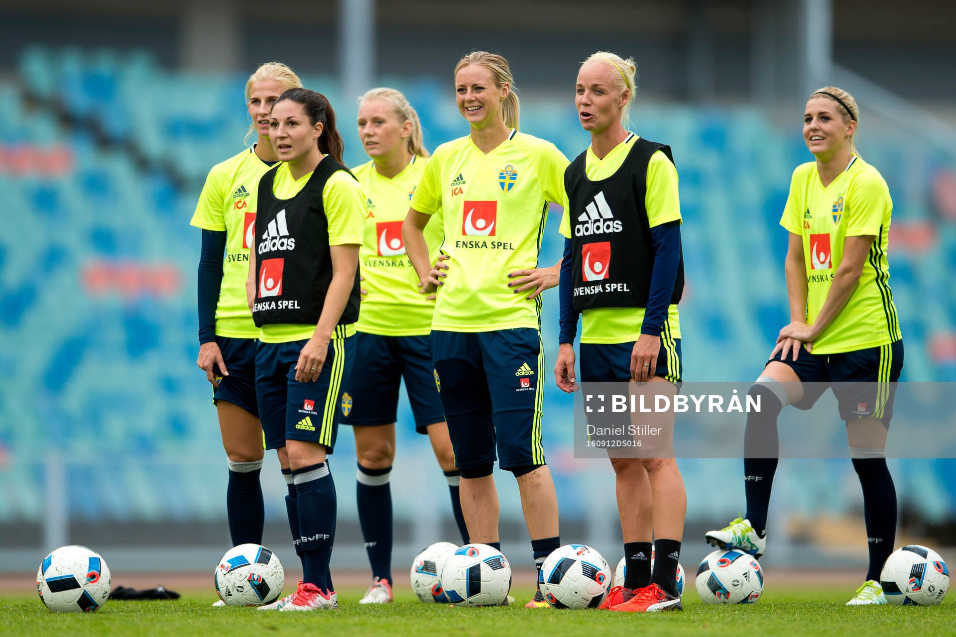 Josefin Johansson, Amanda Ilestedt, Caroline Seger, Olivia