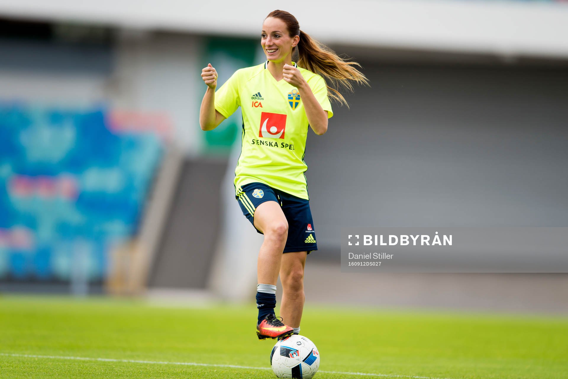 Kosovare Asllani
