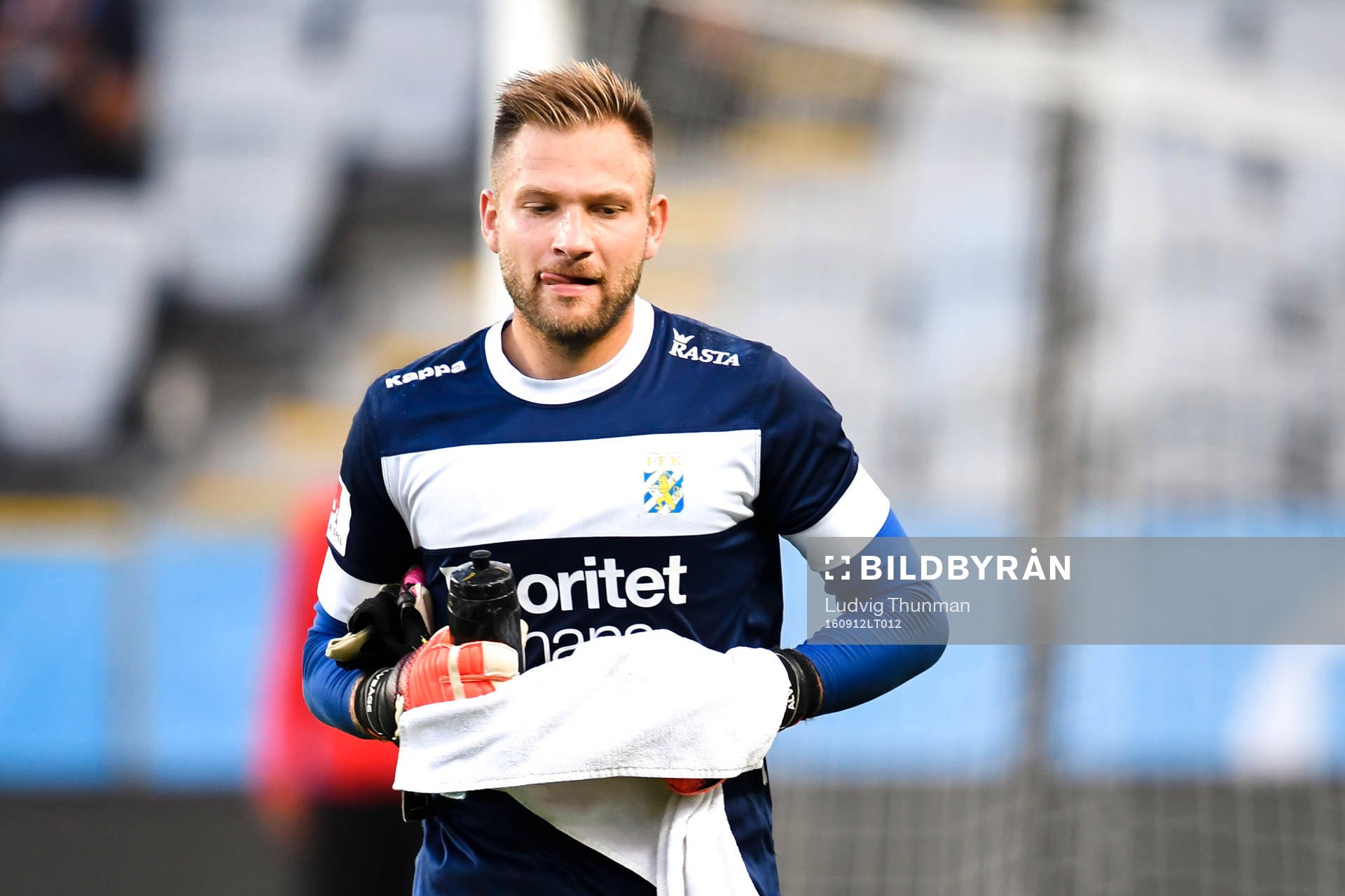 IFK Göteborgs målvakt John Alvbåge före fotbollsmatchen